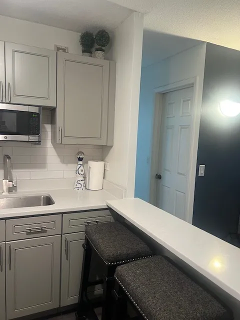 2740 N Pine Grove Ave   60614 60614-unit#2C-Chicago-IL