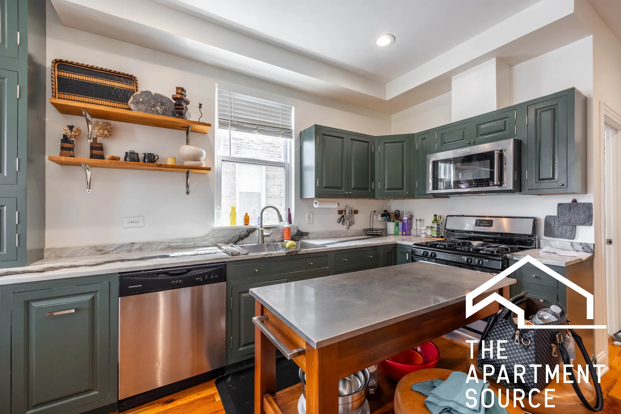 2833 N Spaulding Ave 60618 60618-unit#1-Chicago-IL