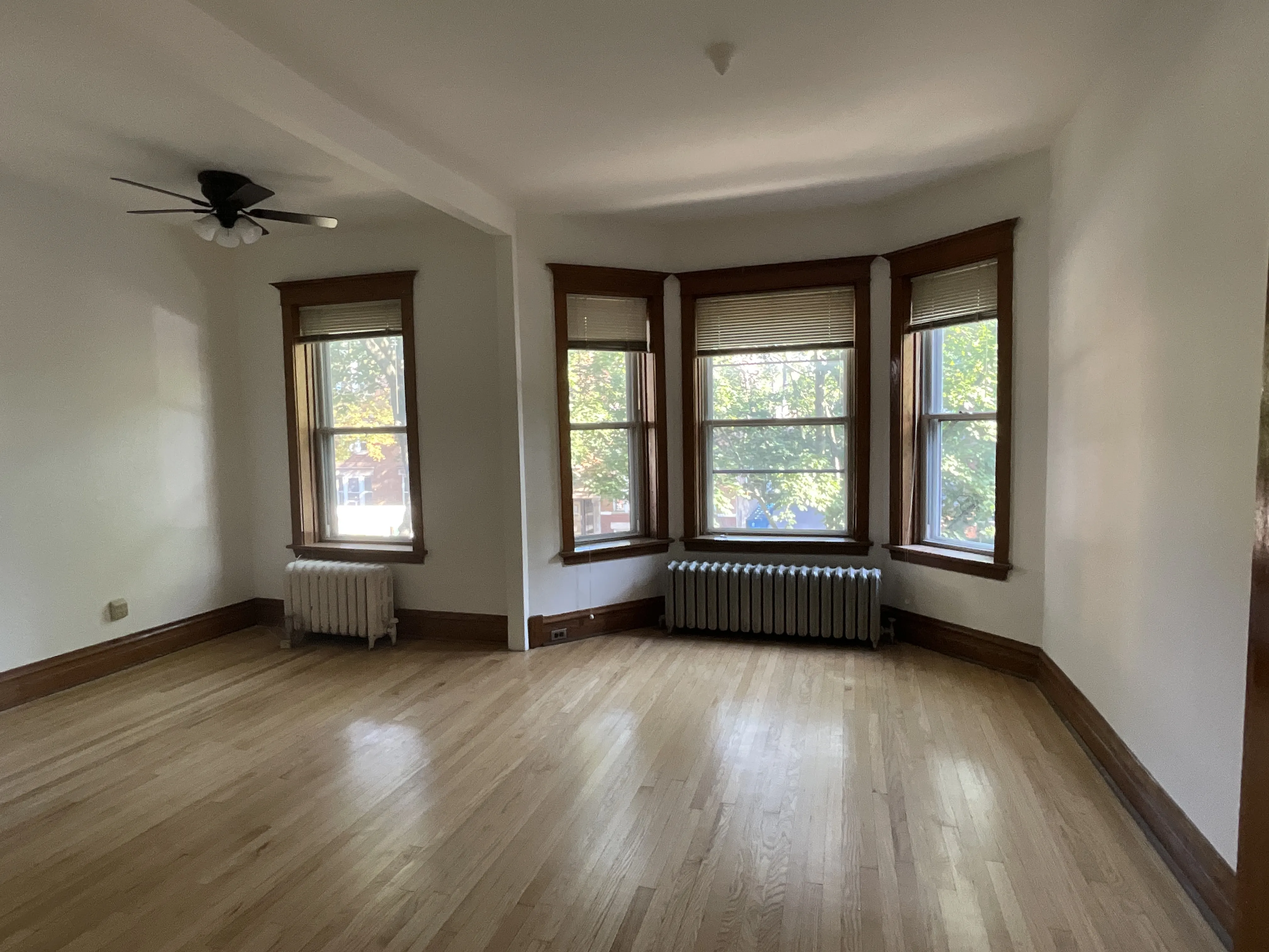 1945 W Addison St 60613-unit#2-Chicago-IL