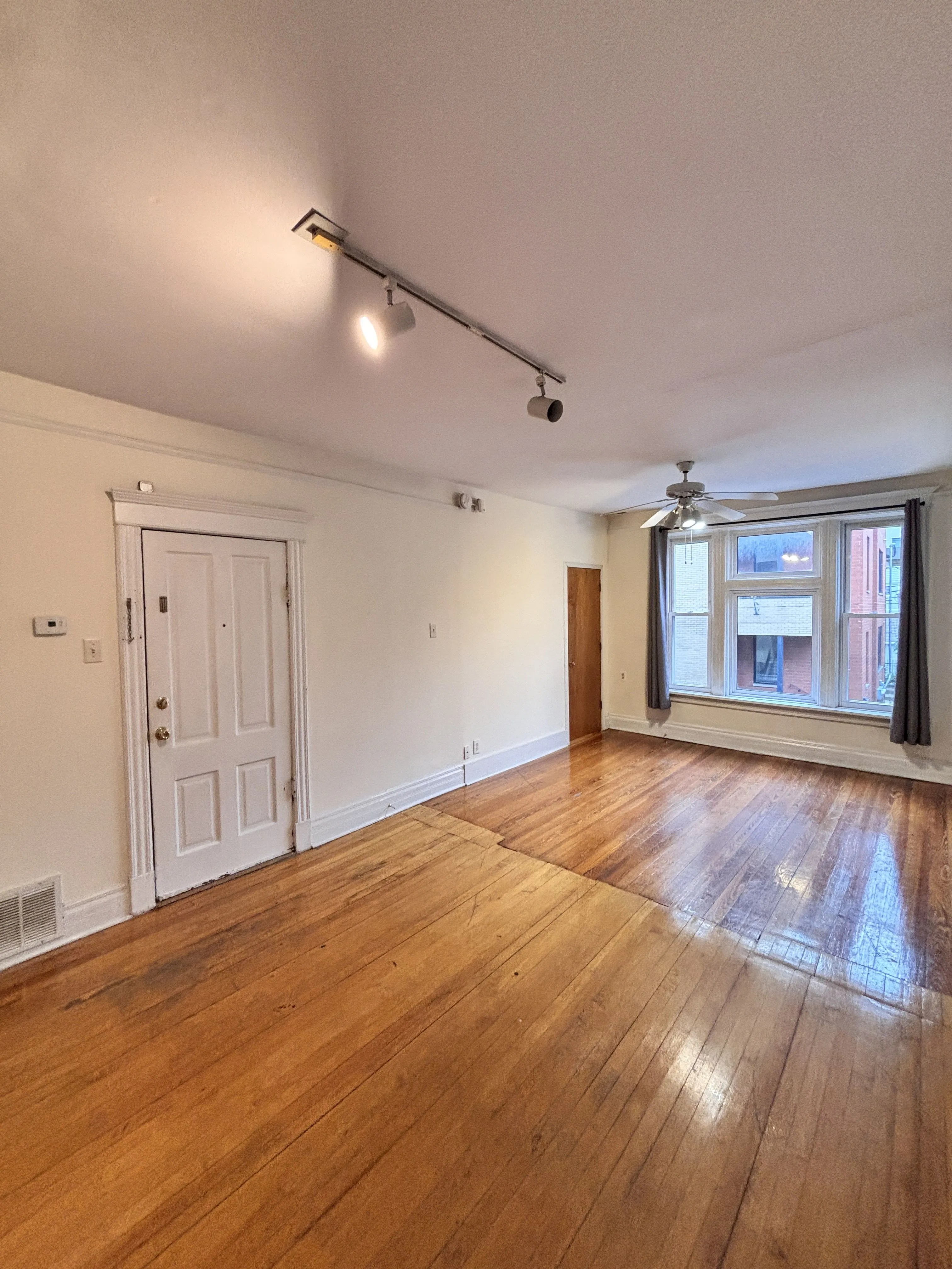 1529 W Fry St   60642 60642-unit#2F-Chicago-IL