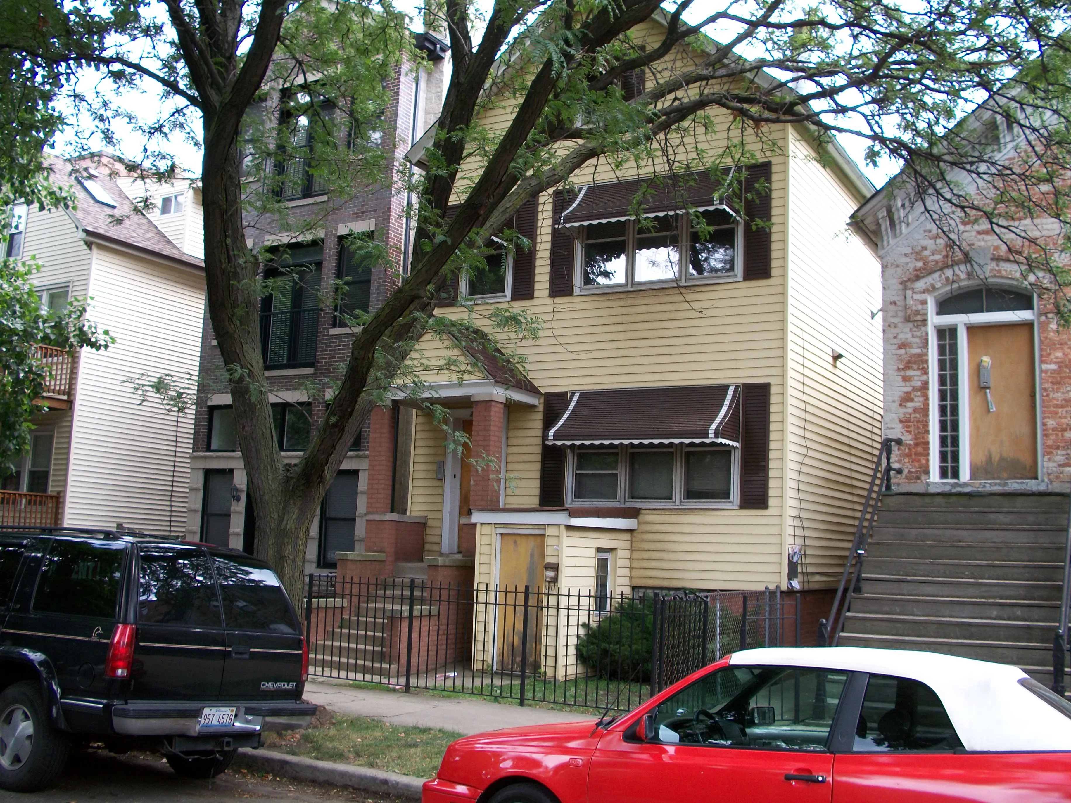 LINCOLN, WRIGHTWOOD AND SHEFFIELD 60614-unit#GARDEN-CHICAGO-IL