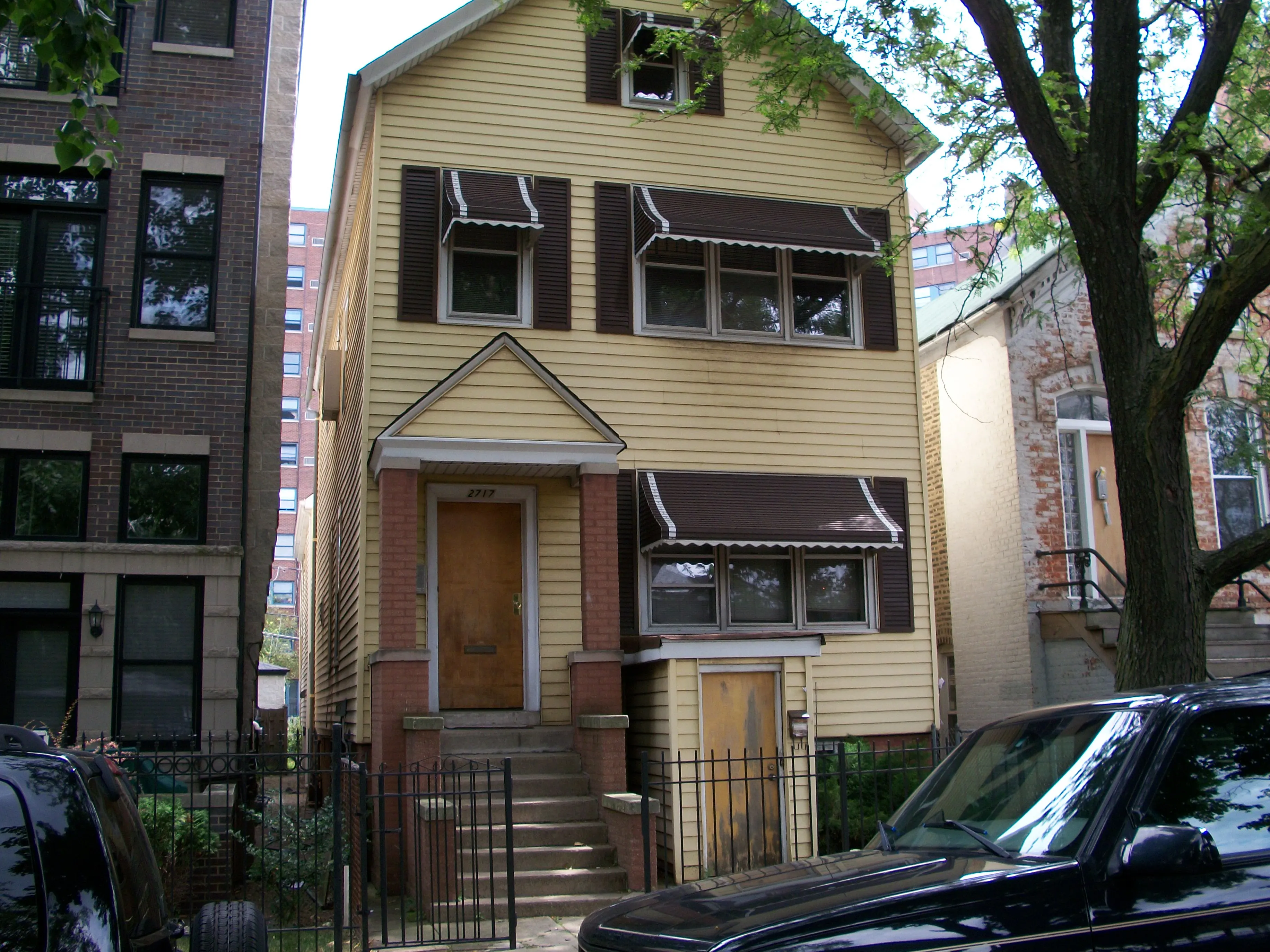 LINCOLN, WRIGHTWOOD AND SHEFFIELD 60614-unit#GARDEN-CHICAGO-IL