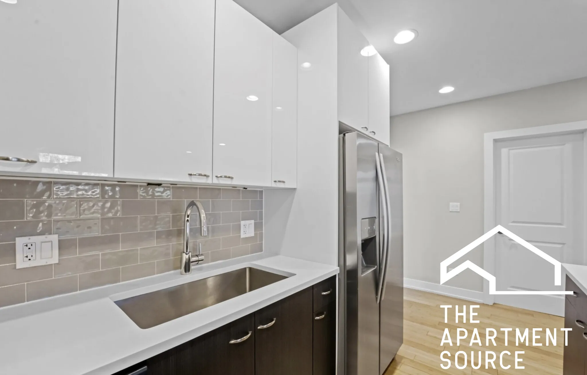 1337 W Walton St   60642 60642-unit#1R-Chicago-IL