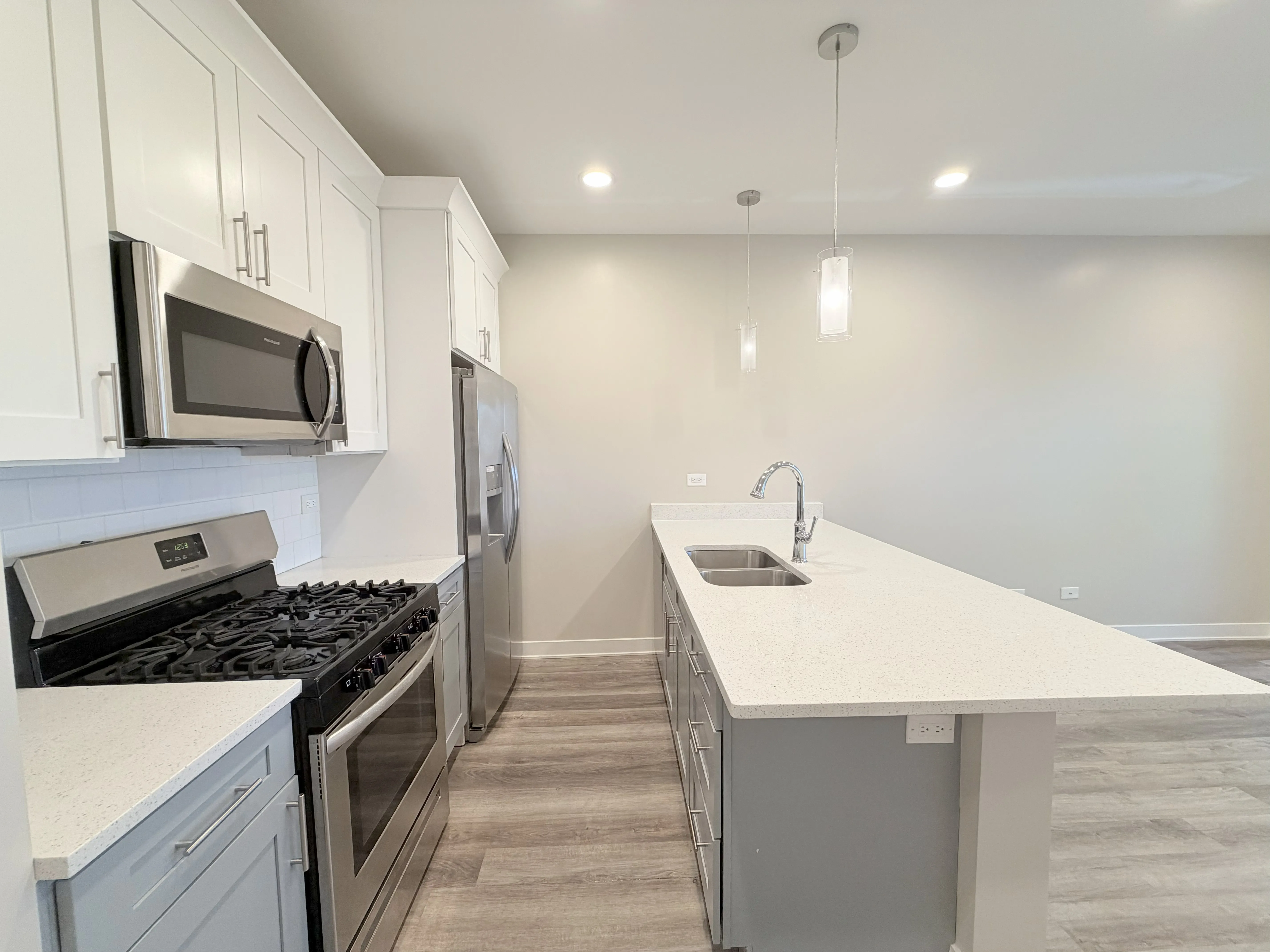 3607 W Ainslie St 60625 60625-Ainslie-unit#2-Chicago-IL