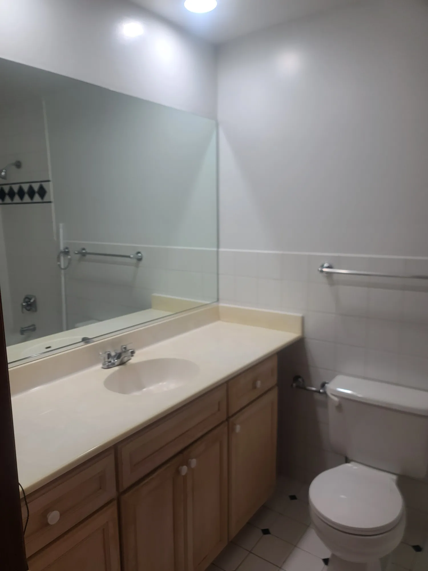 2550 W WINNEMAC AVE 60625-unit#2-Chicago-IL
