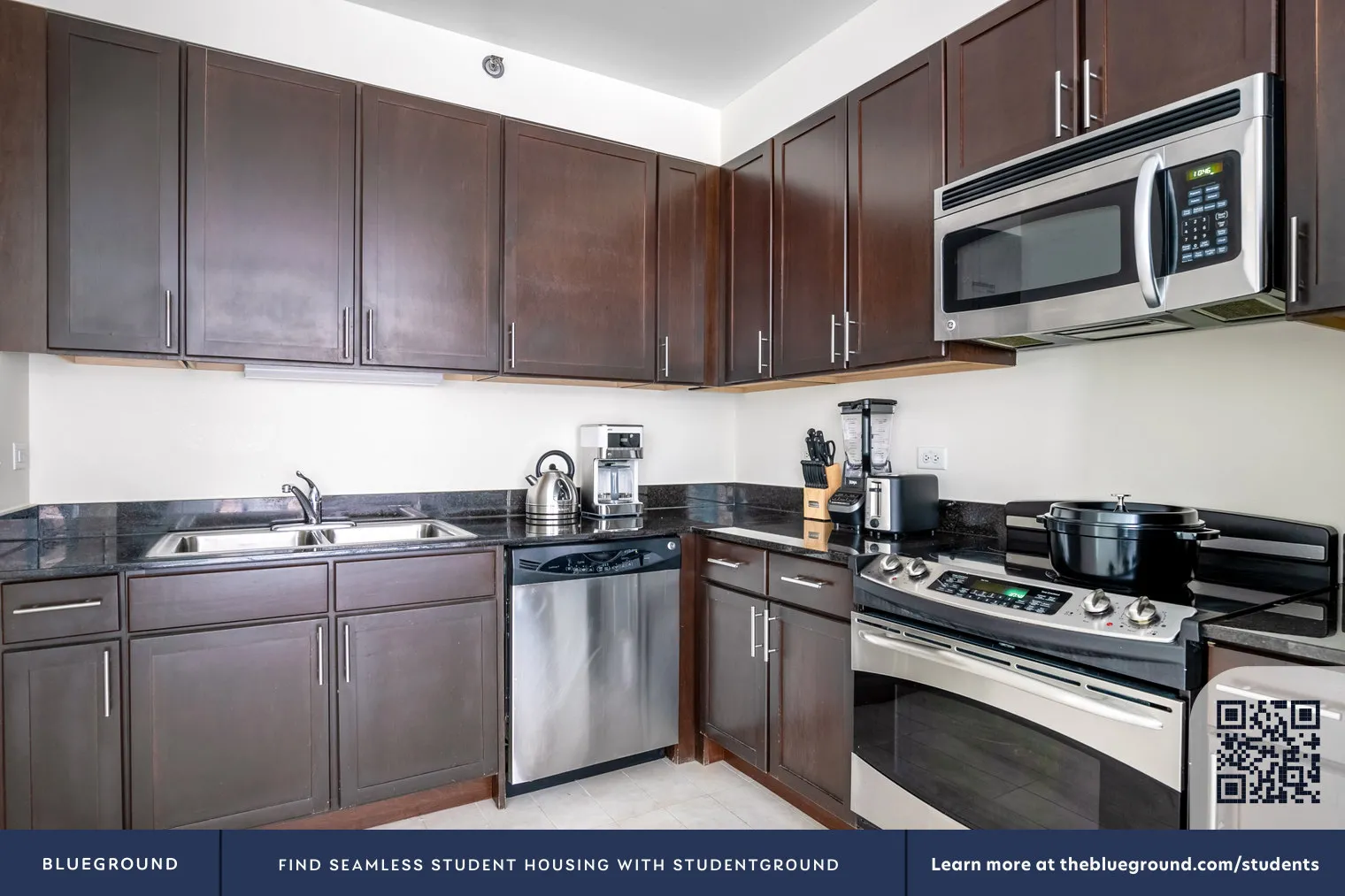 210 N Wells St   60601 60601-Lake & Wells Apartments-unit#ID242-Chicago-IL