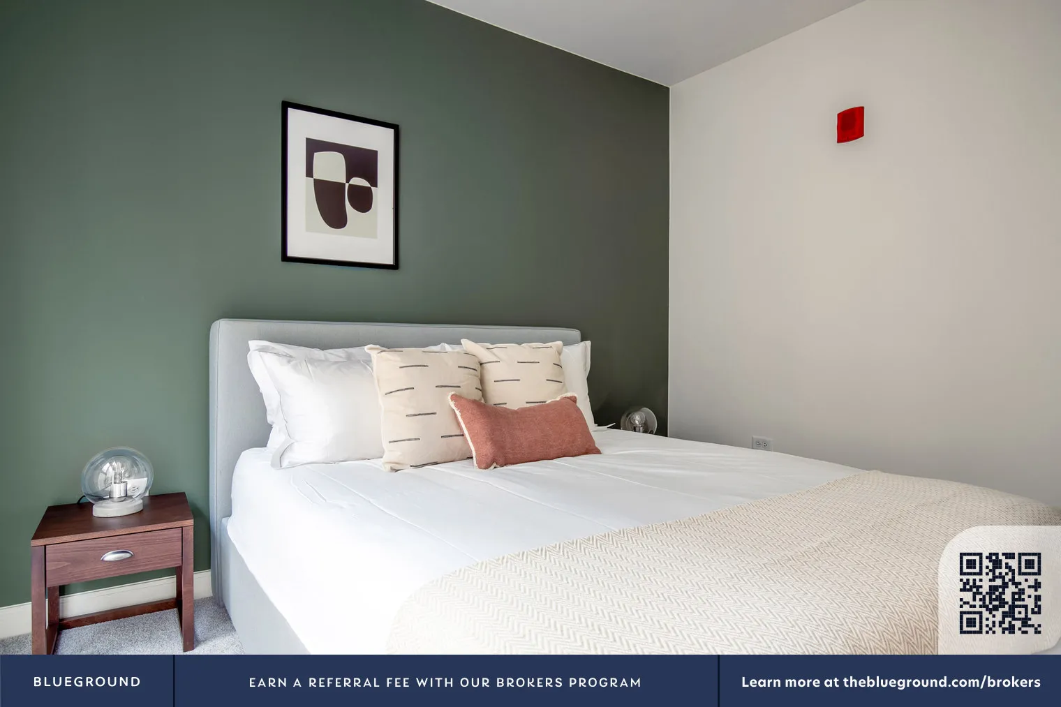 210 N Wells St   60601 60601-Lake & Wells Apartments-unit#ID242-Chicago-IL