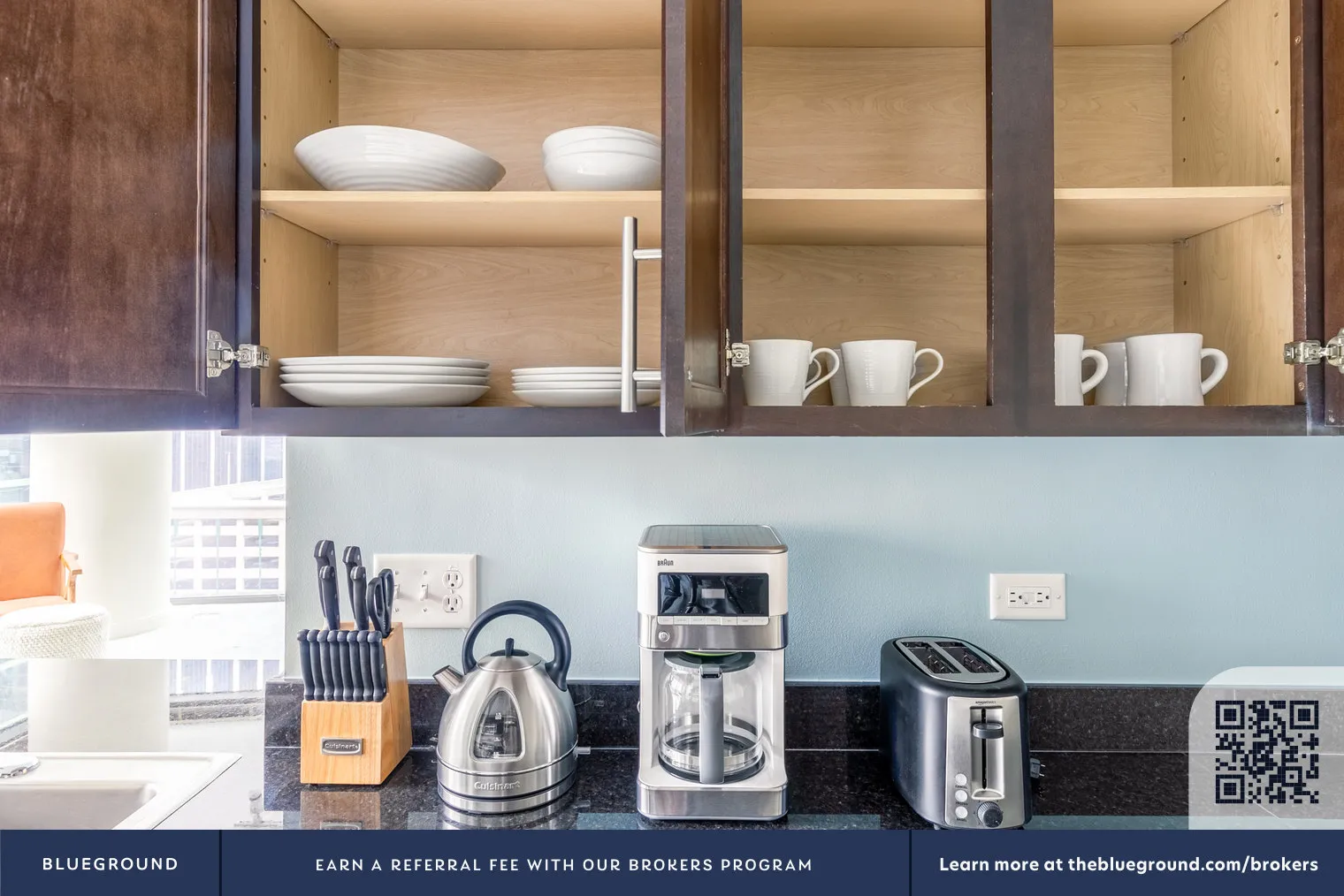 210 N Wells St   60601 60601-Lake & Wells Apartments-unit#ID247-Chicago-IL