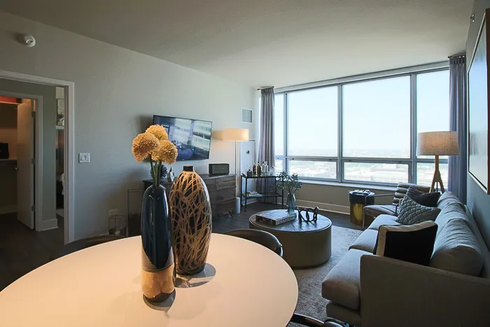 801 S Financial Pl   60605 60605-unit#610-Chicago-IL