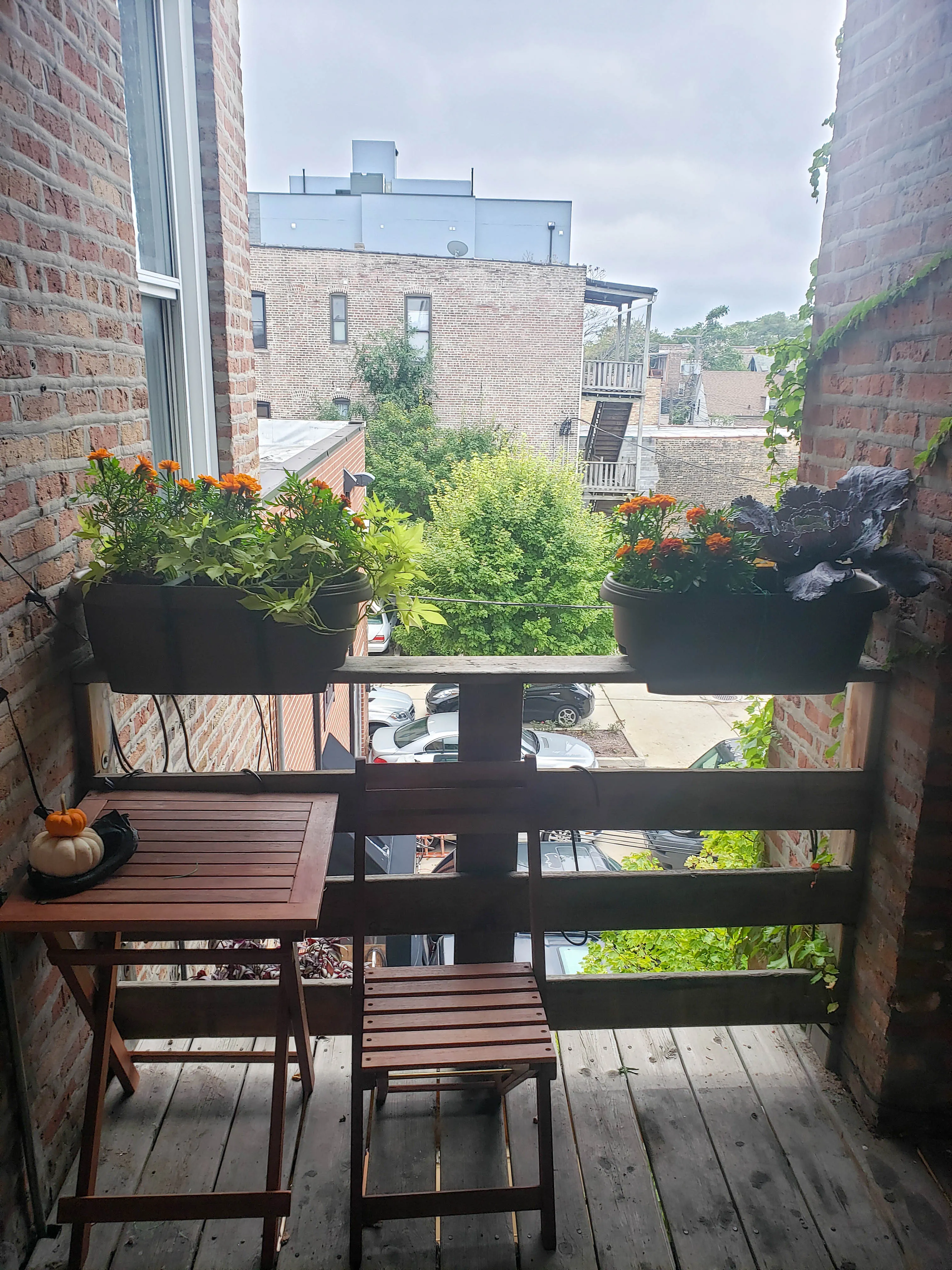 1352 N Western Ave   60622 60622-unit#3F-Chicago-IL