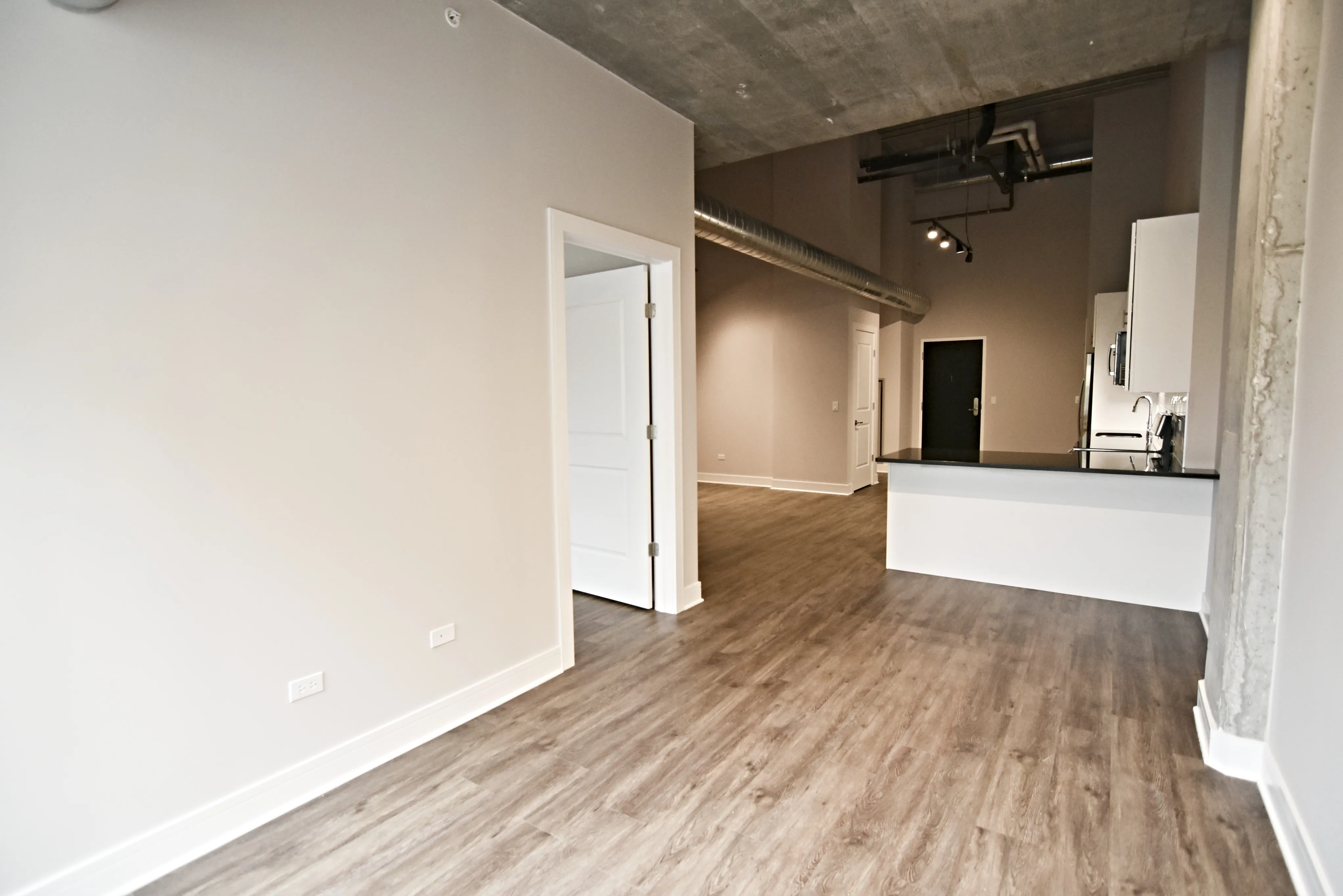 3833 North Broadway 60613 60613-unit#203-Chicago-IL