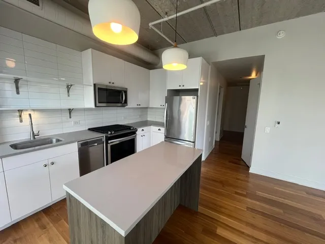 676 S La Salle St   60605 60605-unit#408-Chicago-IL