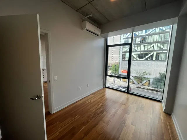 676 S La Salle St 60605 60605-unit#407-Chicago-IL
