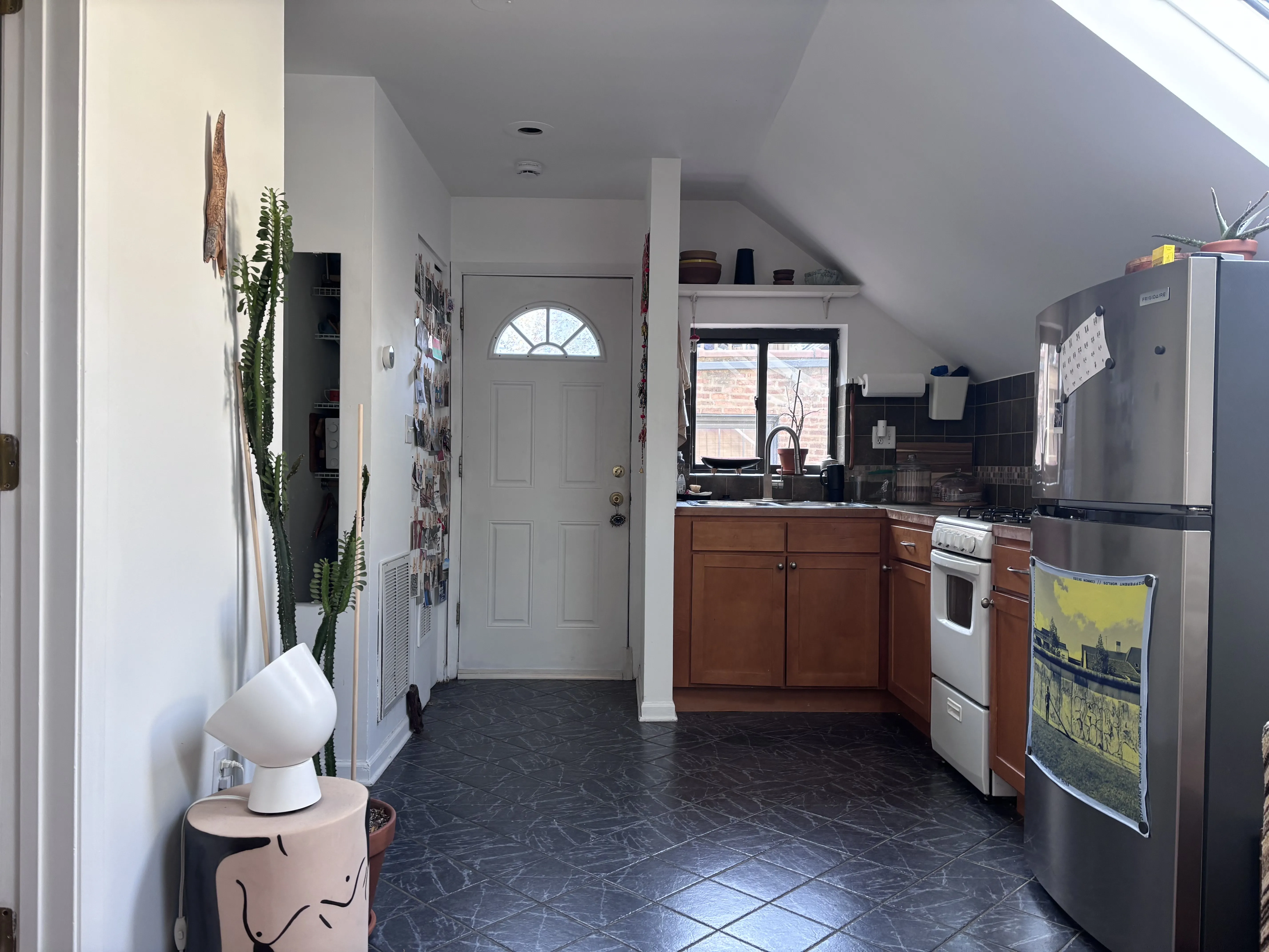1628 W Pierce Ave 60622 60622-Chicago-IL