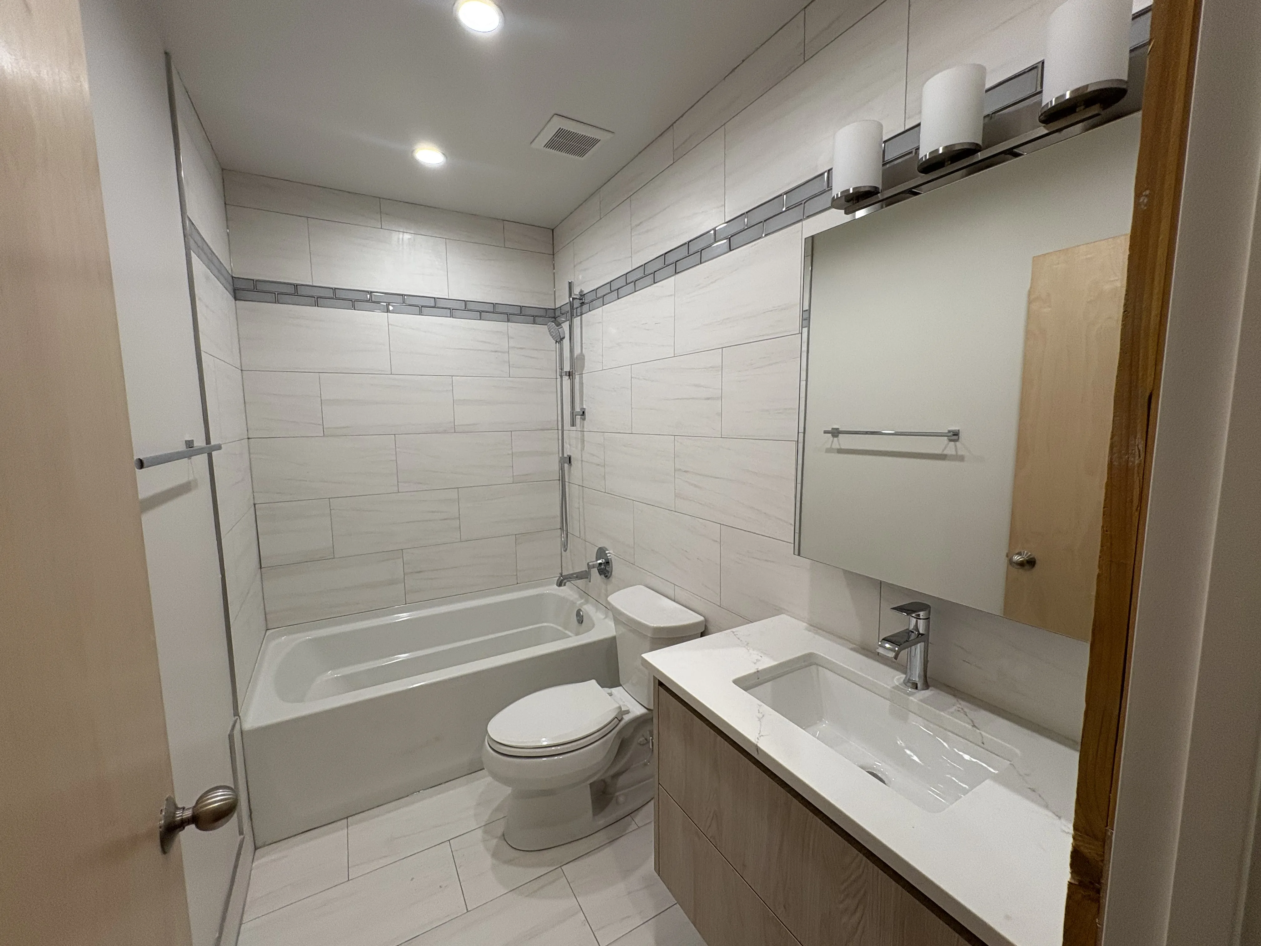 4601 S Ellis Ave   60653 60653-St James-unit#209-Chicago-IL