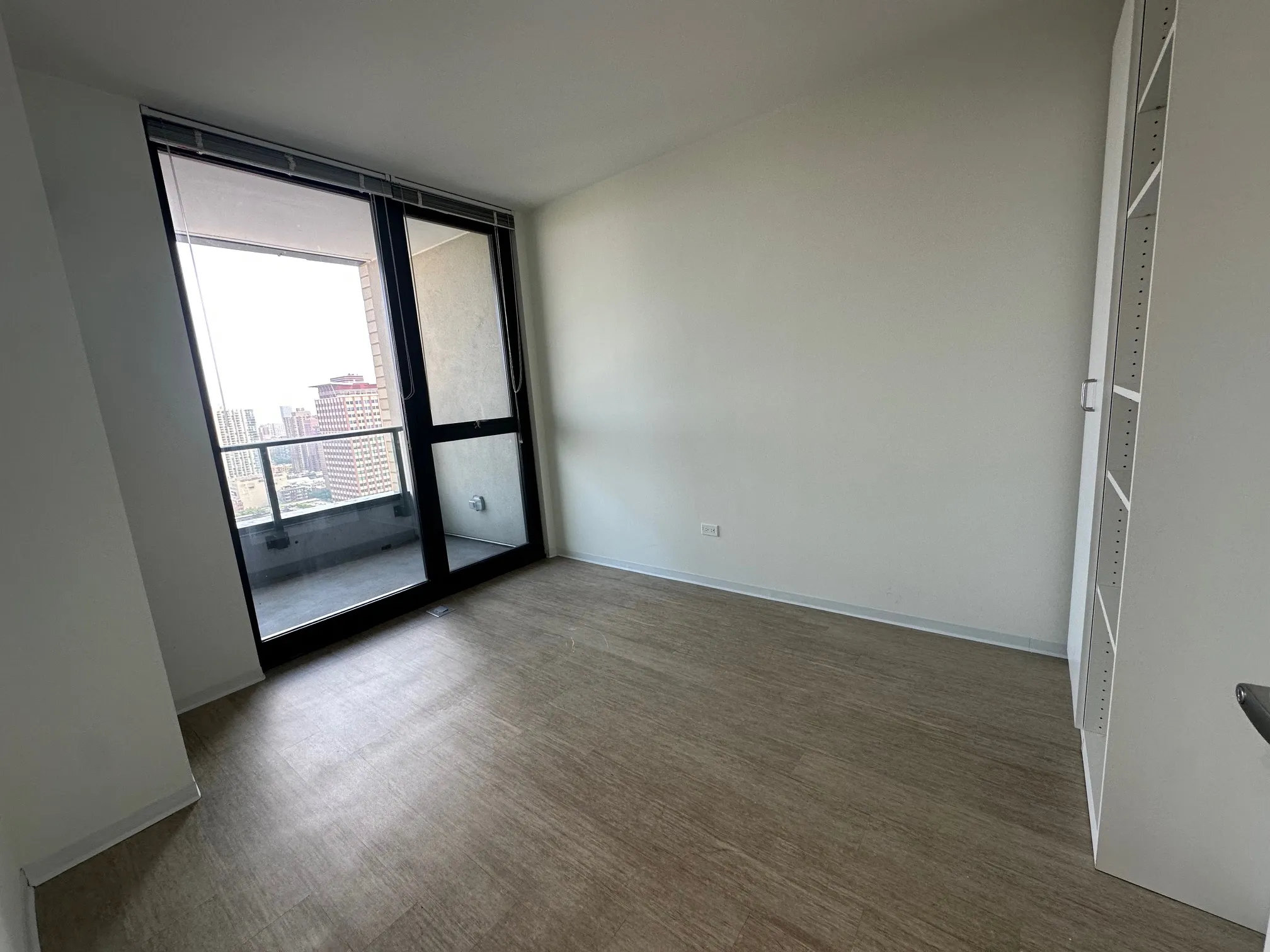 165 W Superior St   60654 60654-unit#2008-Chicago-IL