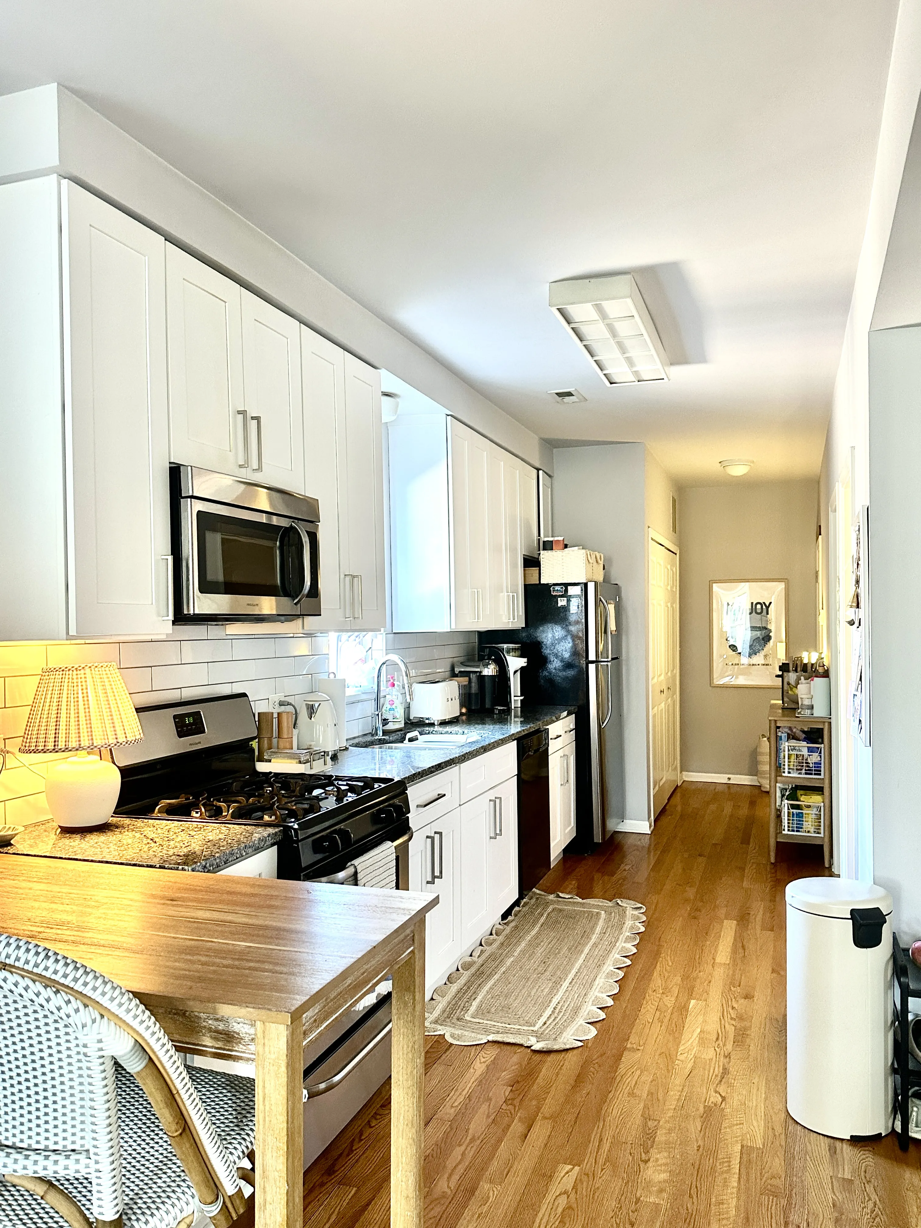 1915 W SCHOOL ST 60657-1915 W School Street-unit#02-F-Chicago-IL