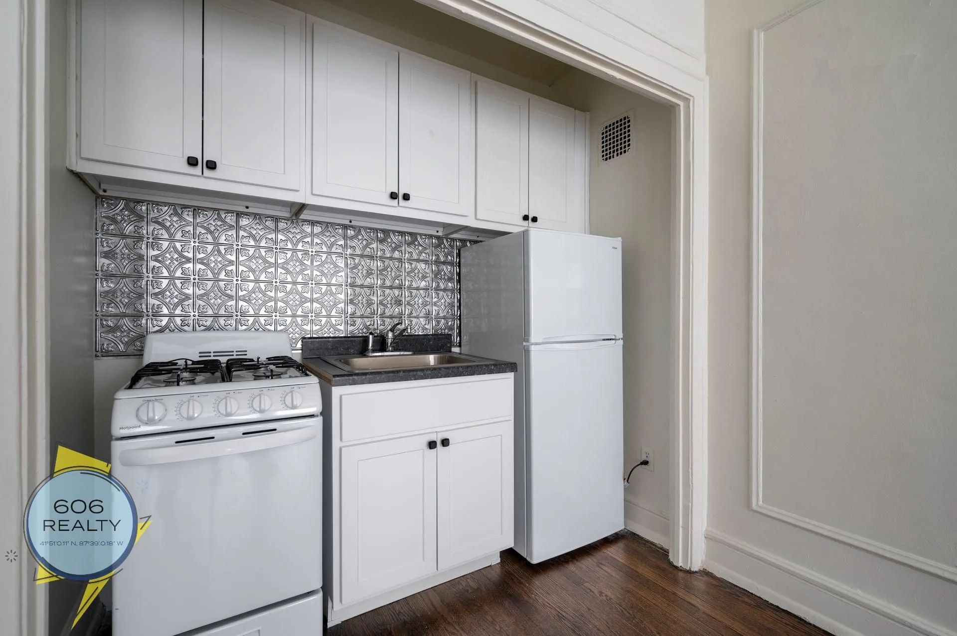 4901 N Christiana Ave 60625 60625-unit#33-Chicago-IL