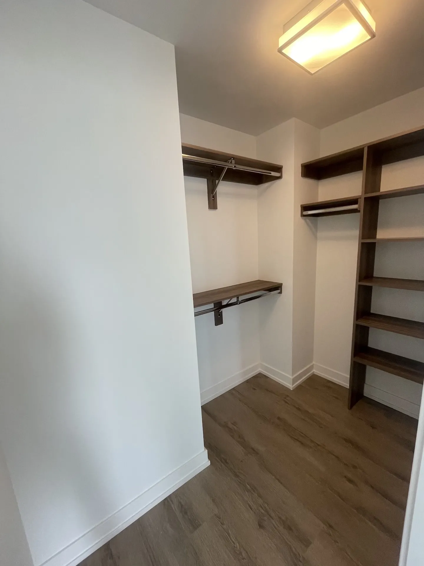 1140 N Wells St   60610 60610-unit#906-Chicago-IL