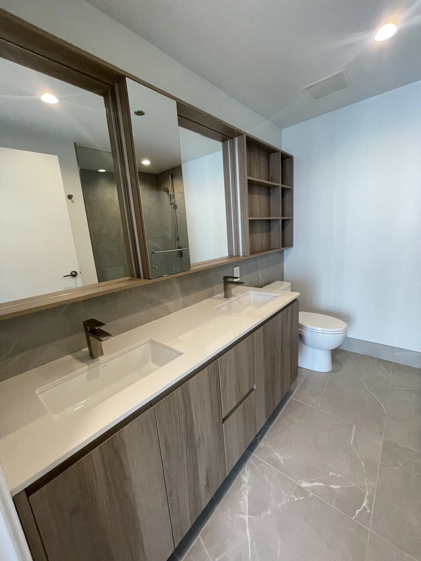 355 N Halsted St   60661 60661-unit#2103-Chicago-IL