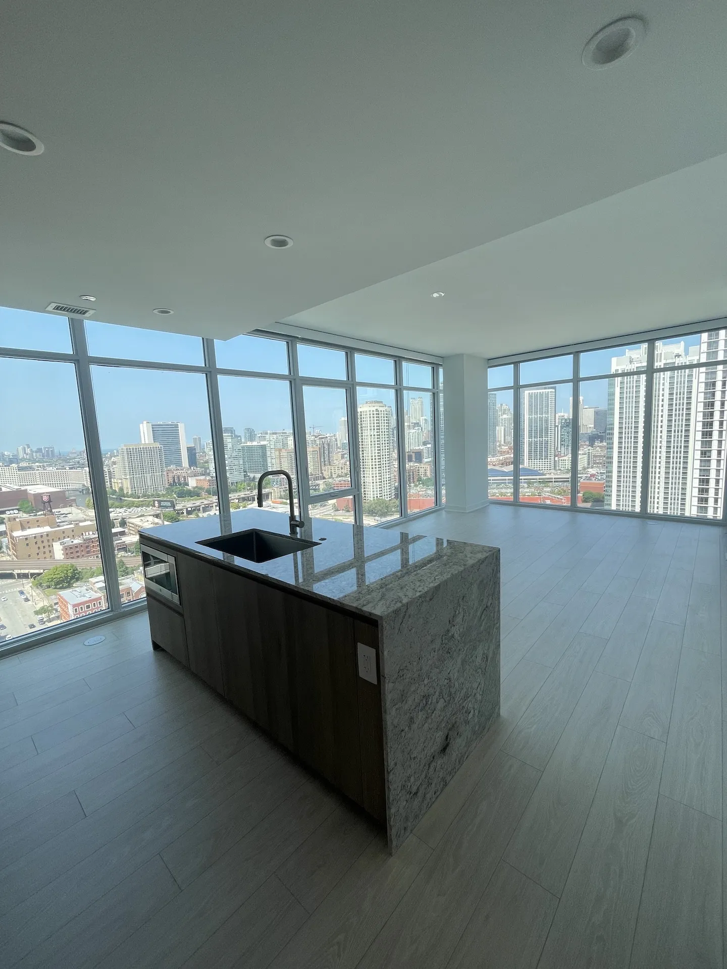 355 N Halsted St   60661 60661-unit#2103-Chicago-IL