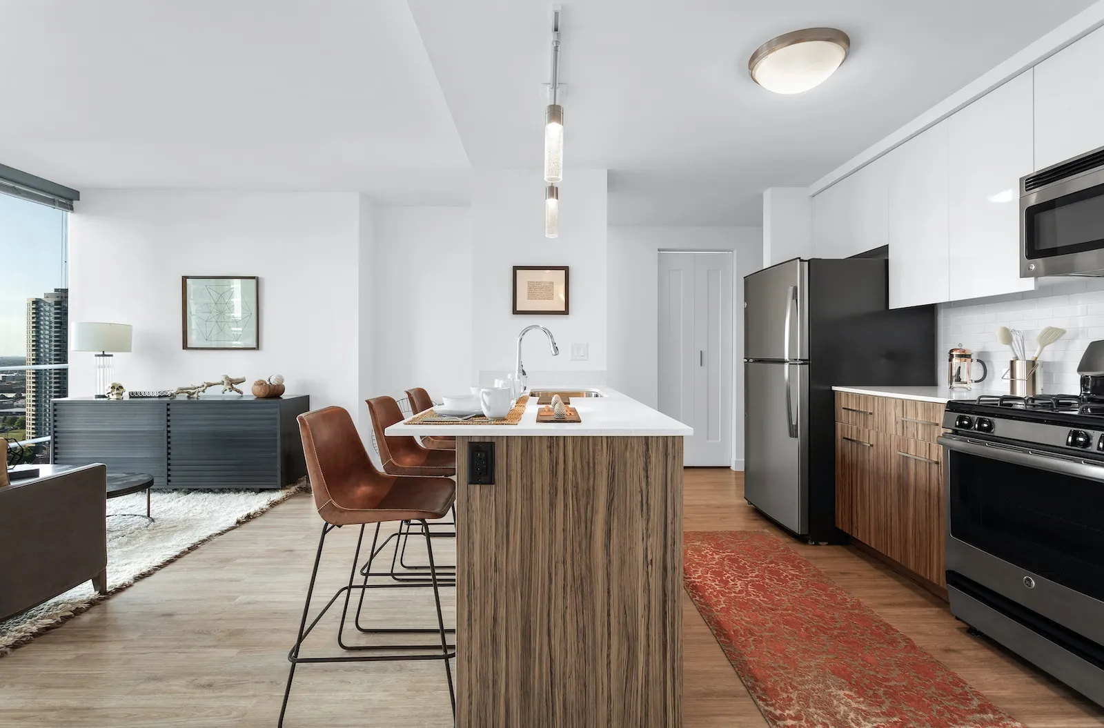 343 W Wolf Point Plaza   60654 60654-unit#2412-Chicago-IL