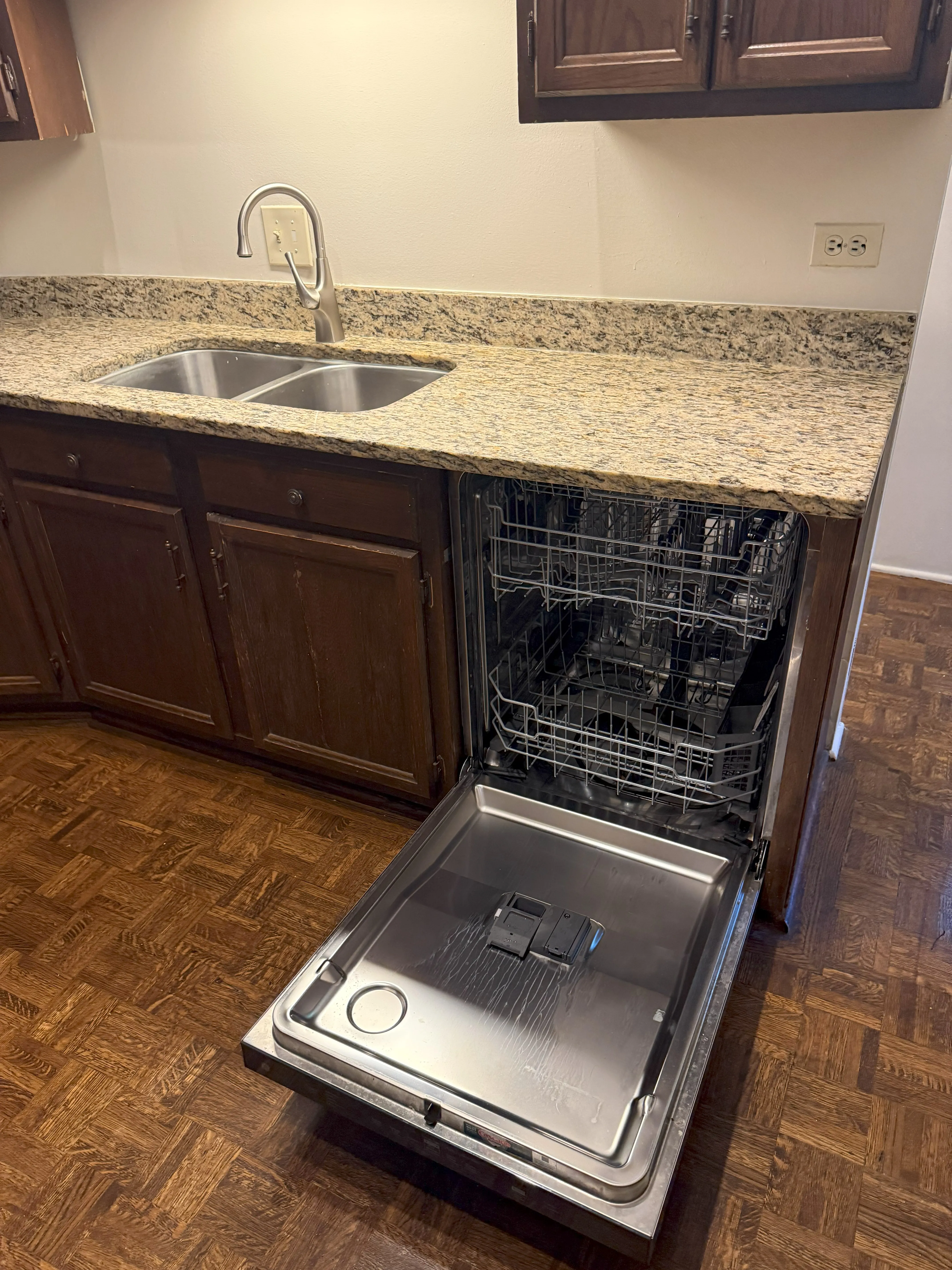 2059 N CLIFTON AVE 60614-2059 n. clifton-unit#1-Chicago-IL