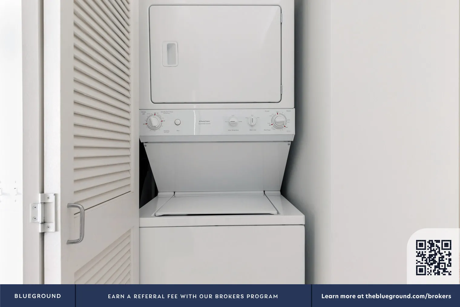 210 N Wells St   60601 60601-Lake & Wells Apartments-unit#ID277-Chicago-IL