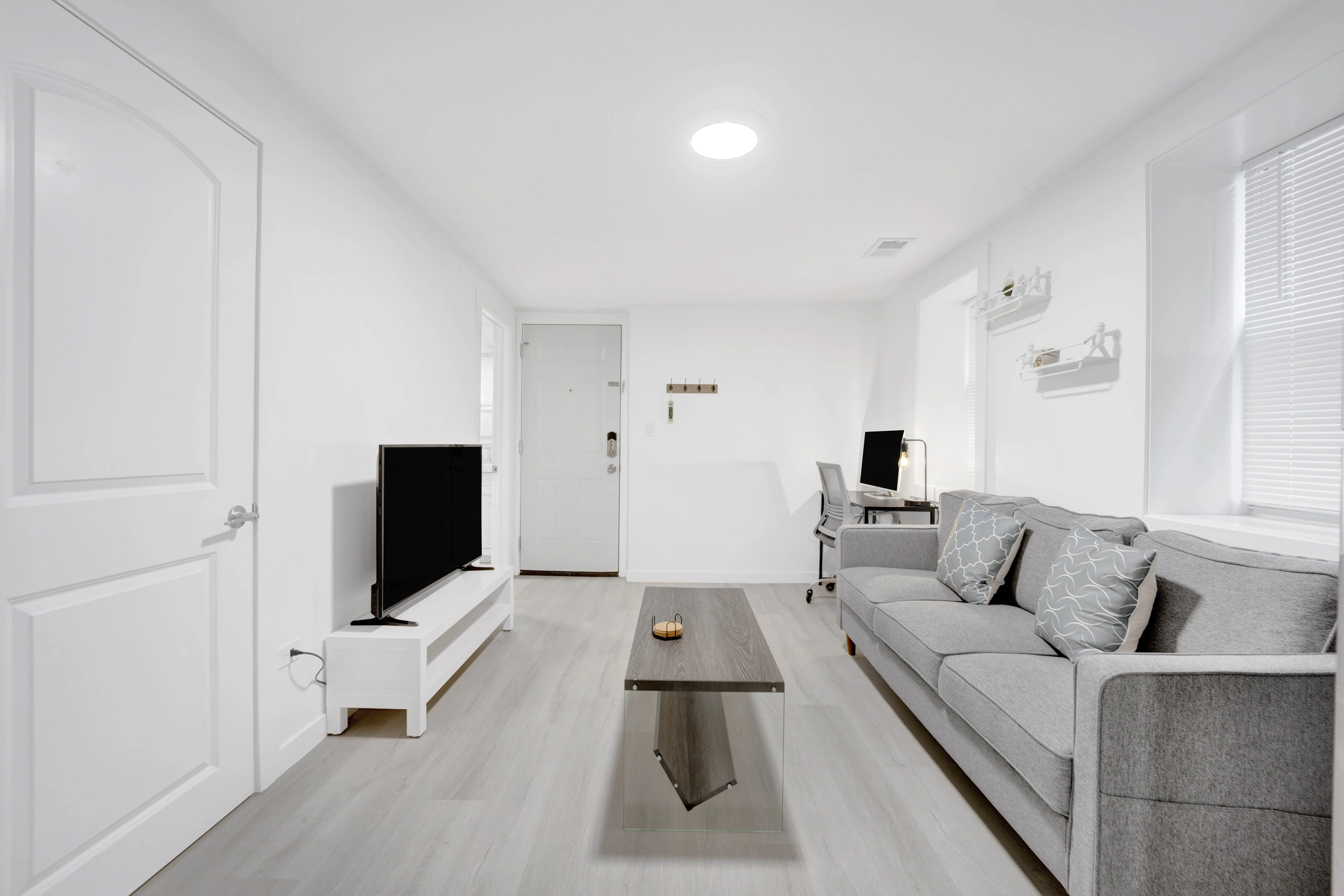 1226 W 31st Pl 60608 60608-unit#1R-Chicago-IL