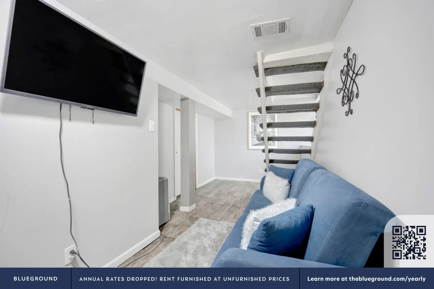 1205 W Oakdale Ave 60657 60657-Building West Oakdale Avenue - sleepy-suites-unit#ID1319104P-Chicago-IL