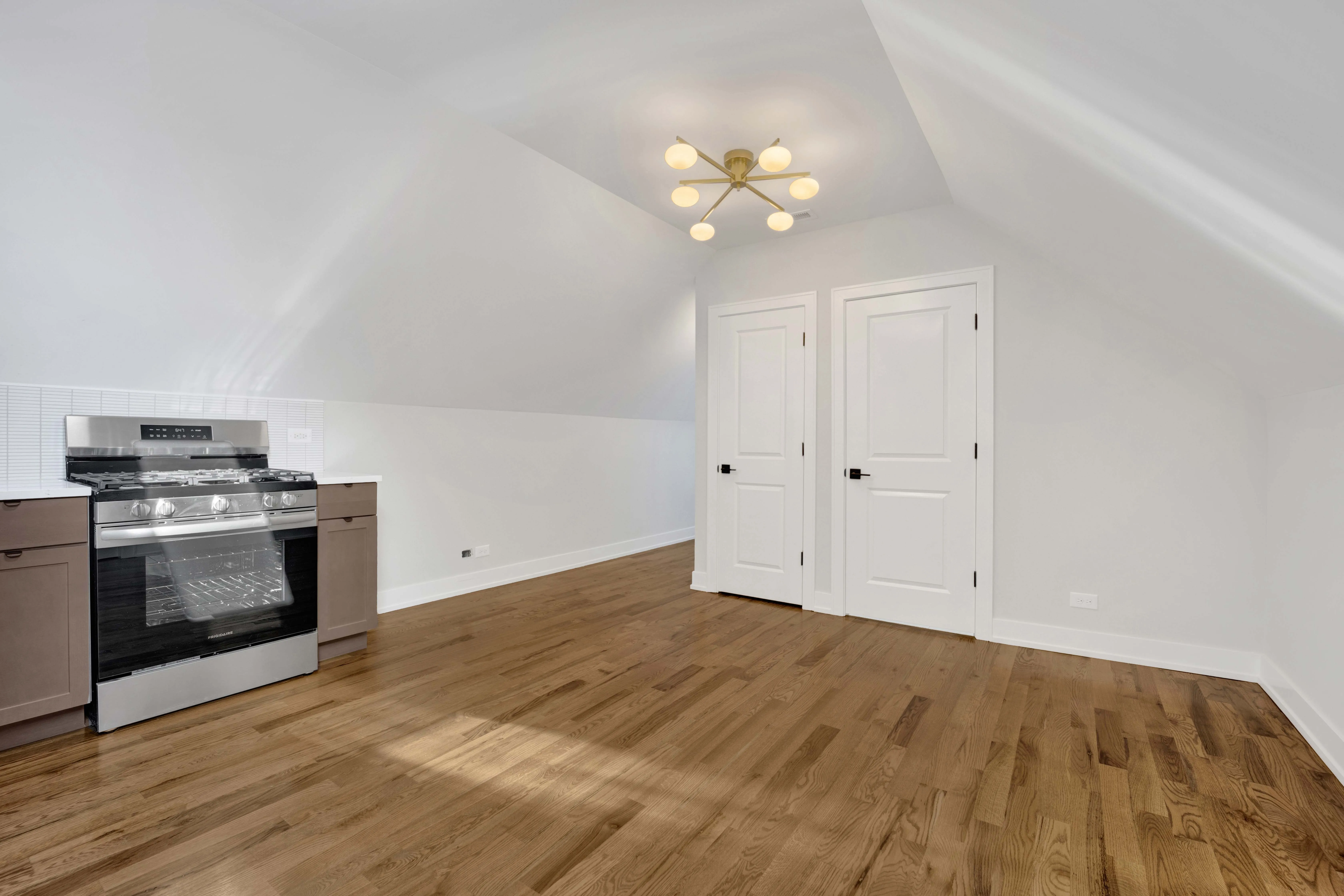 3300 W Pershing Rd   60632 60632-unit#3R-Chicago-IL