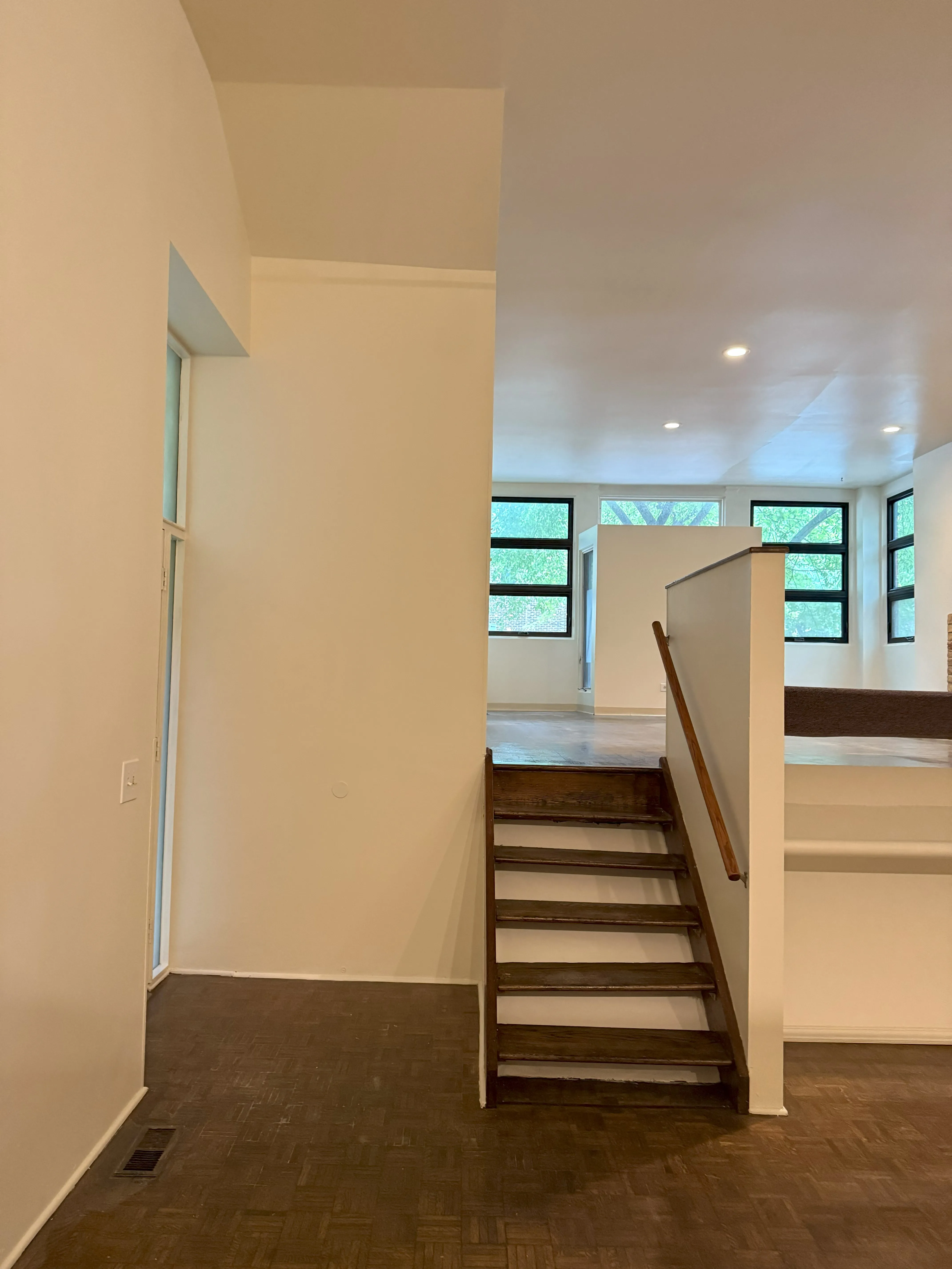 2059 N CLIFTON AVE 60614-2059 n. clifton-unit#1-Chicago-IL