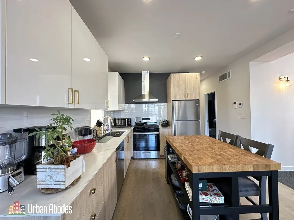 908 N California Ave   60622 60622-unit#4-Chicago-IL