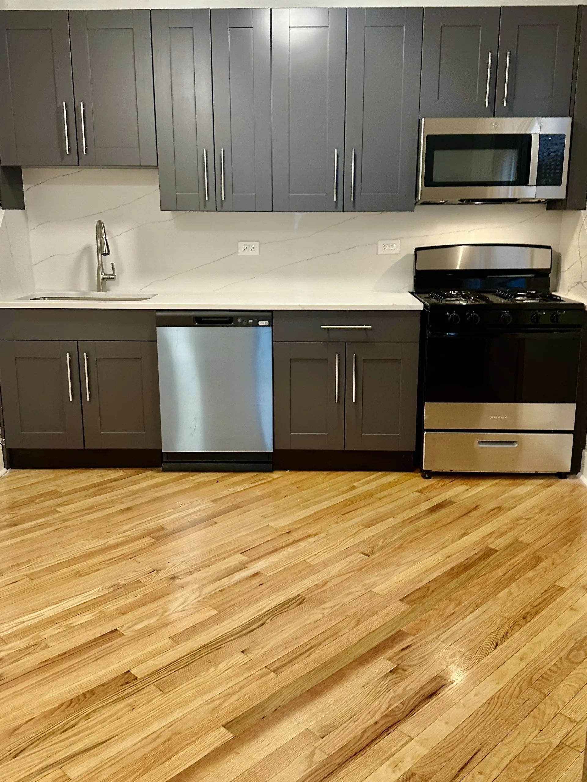 5031 N Harding Ave 60625 60625-unit#2W-Chicago-IL