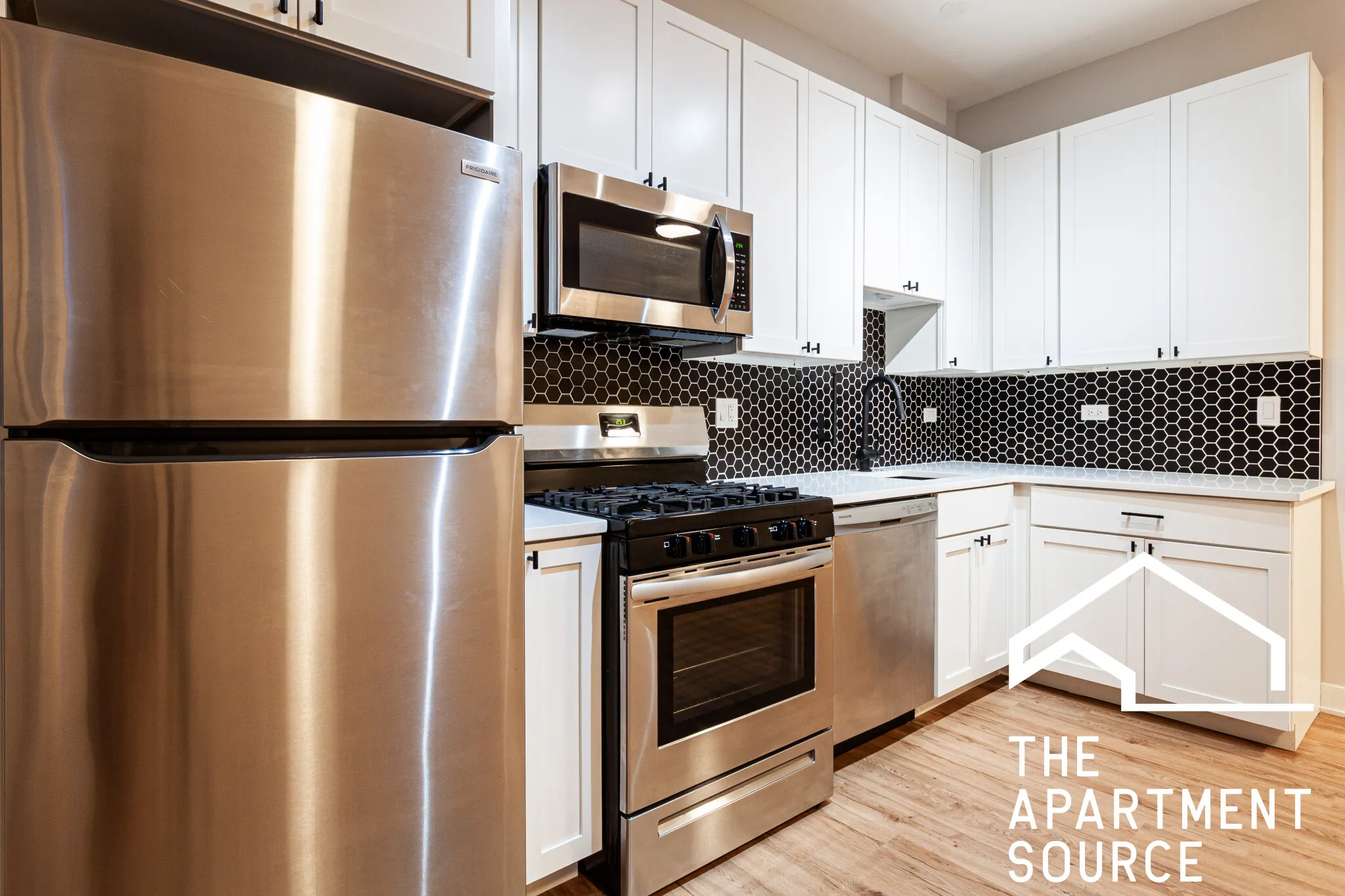 656 W Wrightwood Ave   60614 60614-unit#105-Chicago-IL