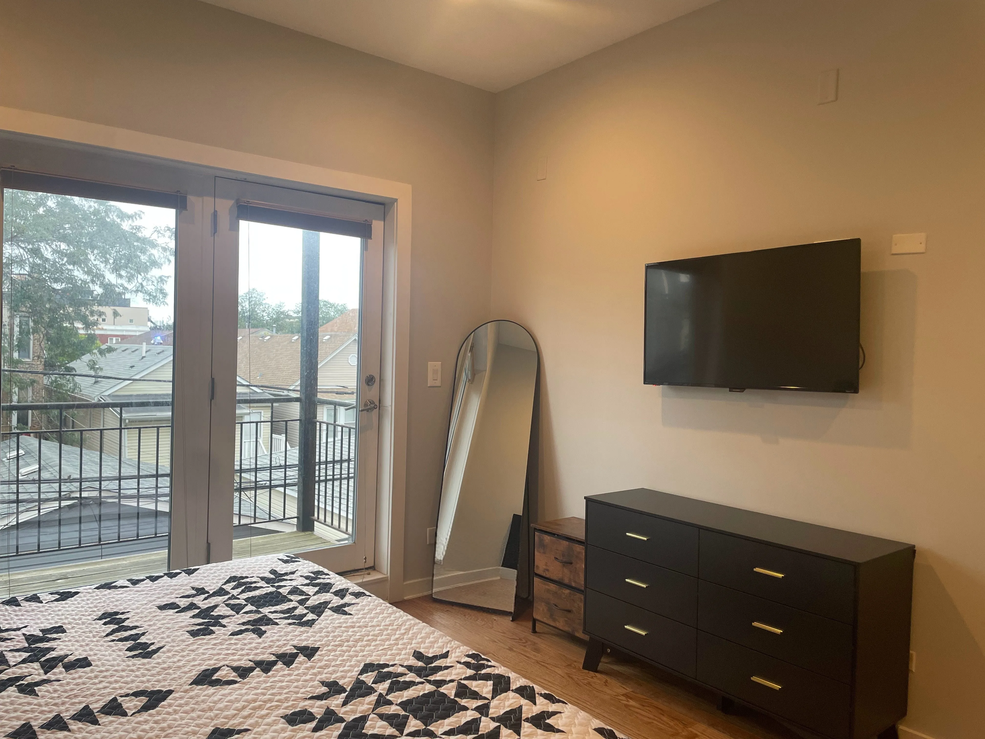 2128 W Van Buren St   60612 60612-unit#2-Chicago-IL