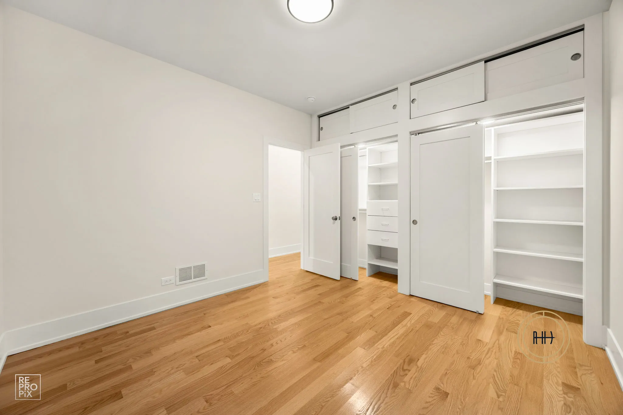 652 W Gordon Terrace   60613 60613-652GordontTerrace.com-unit#3W-Chicago-IL