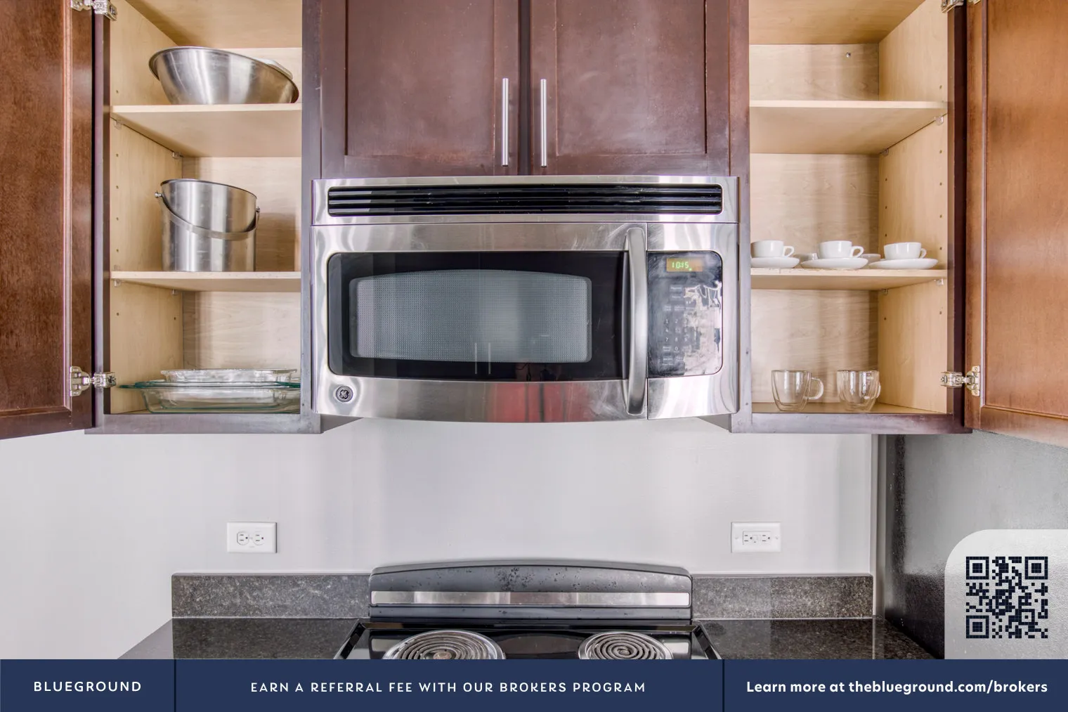 210 N Wells St   60601 60601-Lake & Wells Apartments-unit#ID595-Chicago-IL