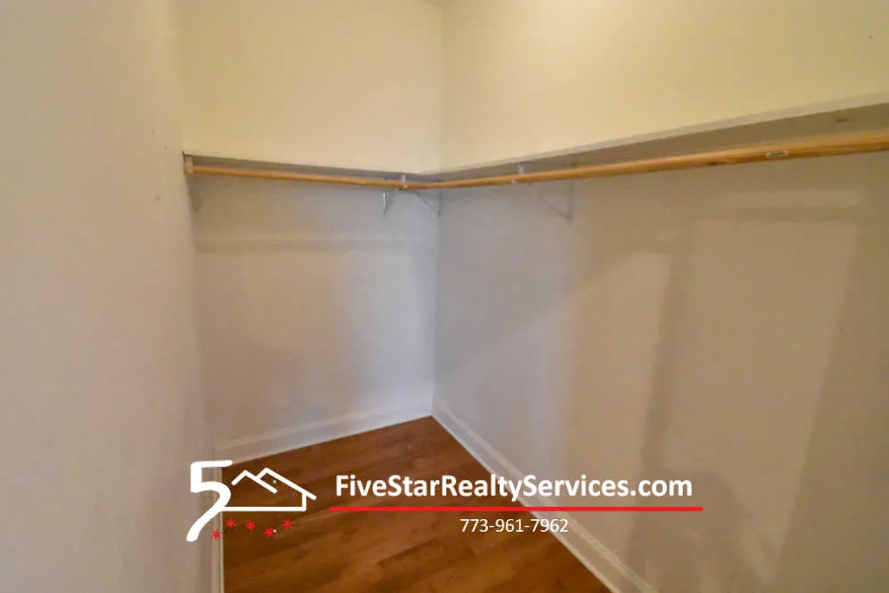 3705 N Kedzie Ave 60618 60618-unit#403-Chicago-IL