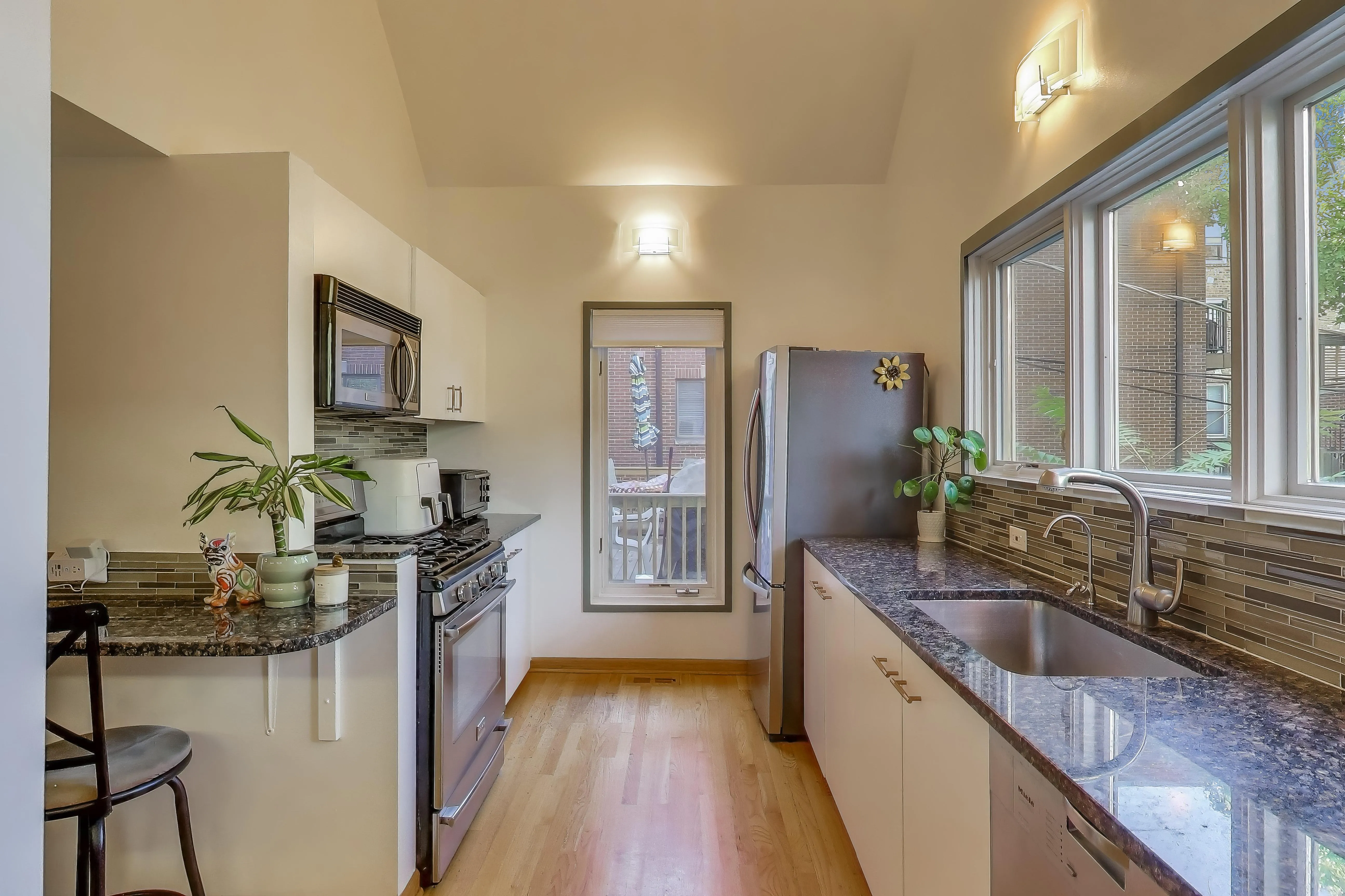 3536 N Marshfield Ave   60657 60657-Chicago-IL