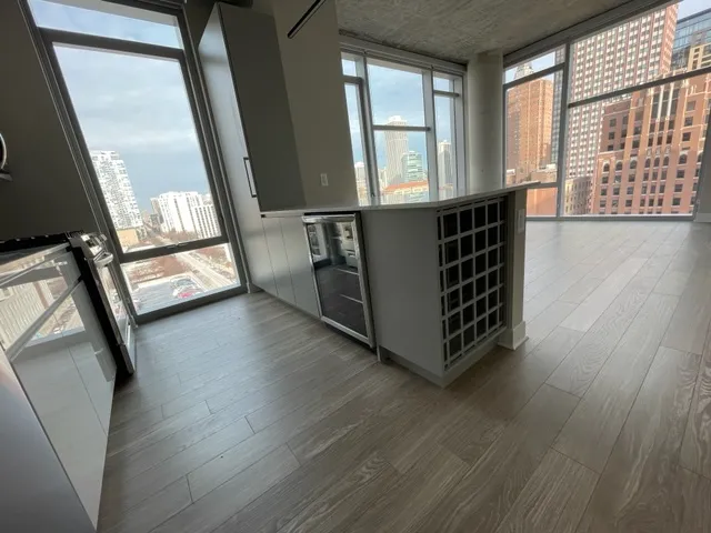 808 N Wells St 60610 60610-unit#601-Chicago-IL
