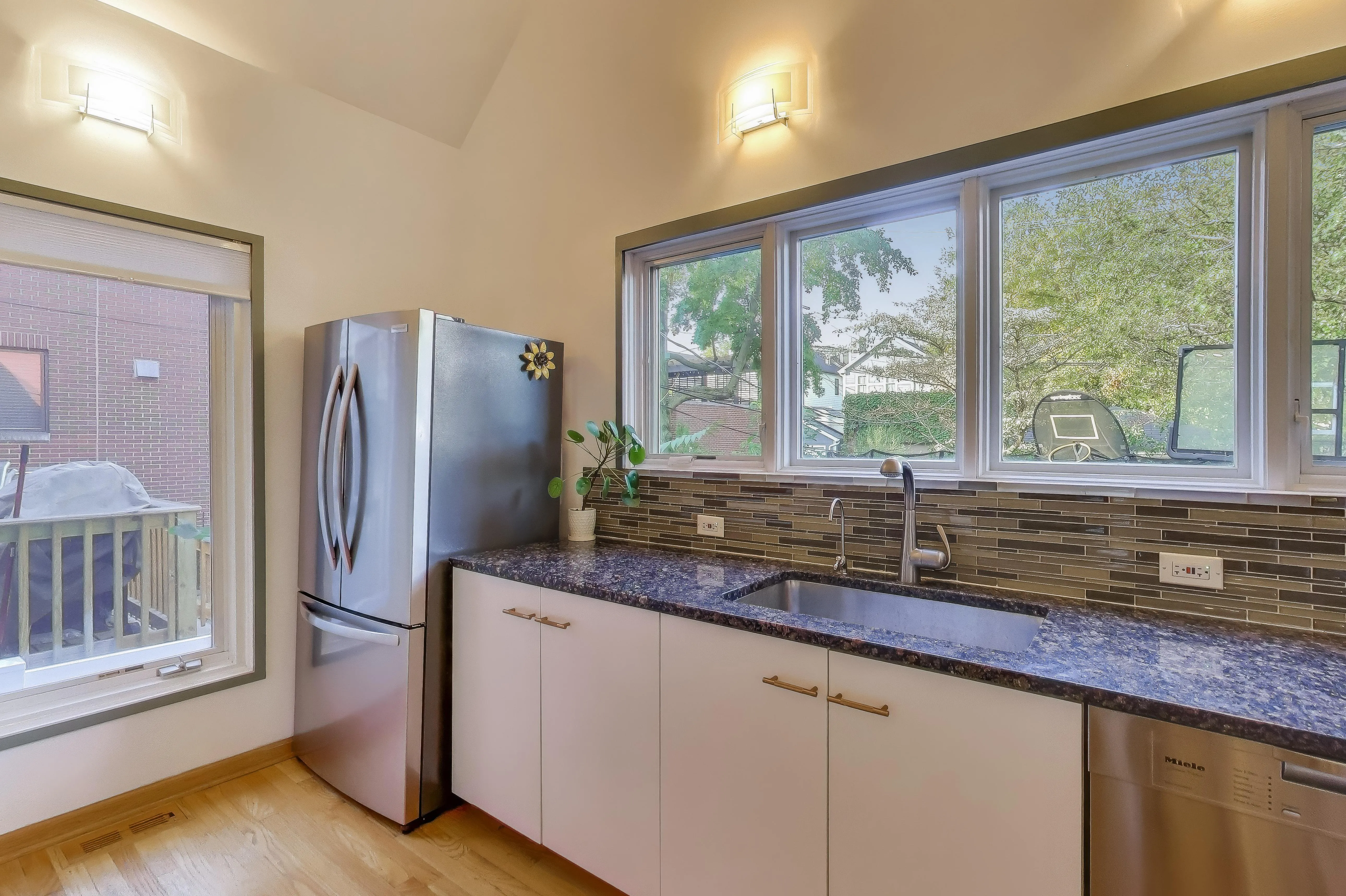 3536 N Marshfield Ave   60657 60657-Chicago-IL
