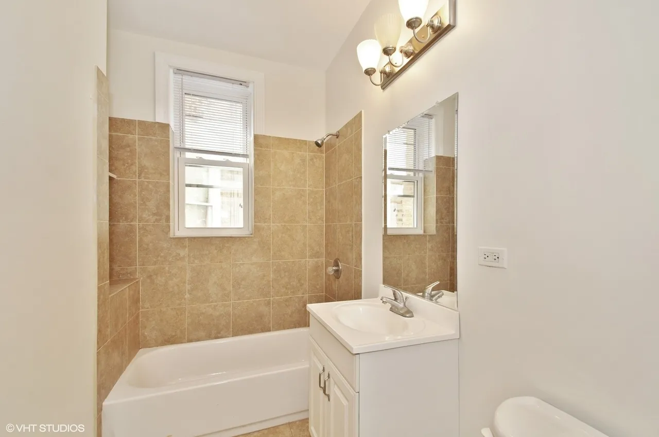 3534 W Fulton Blvd 60624 60624-unit#3-Chicago-IL