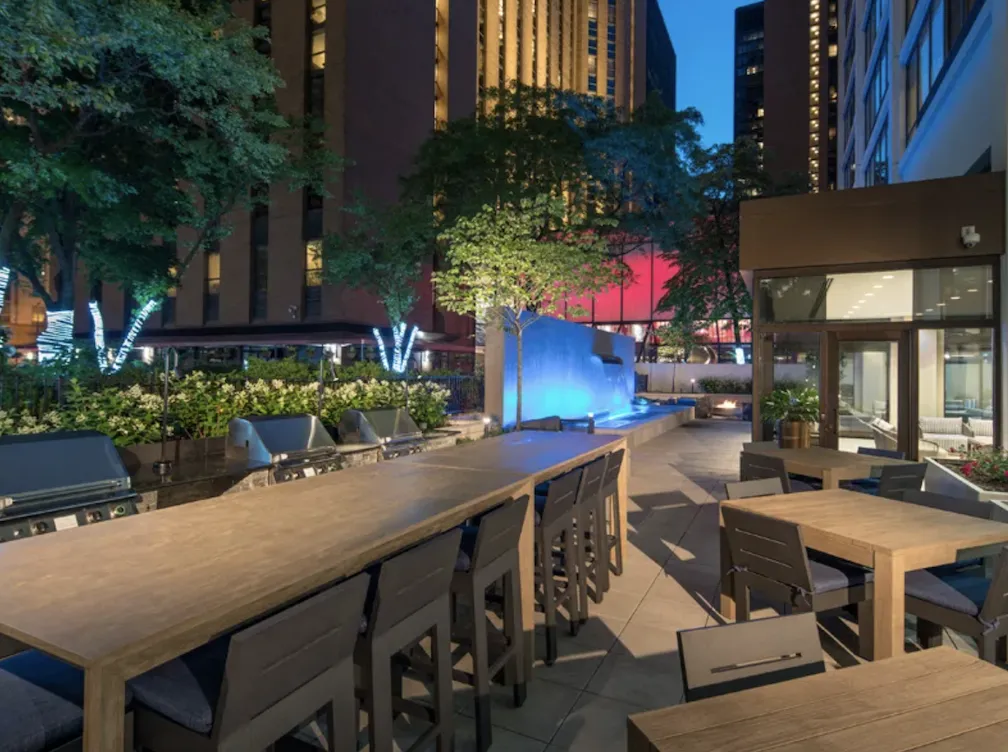 233 E Wacker Dr   60601 60601-unit#1706-Chicago-IL