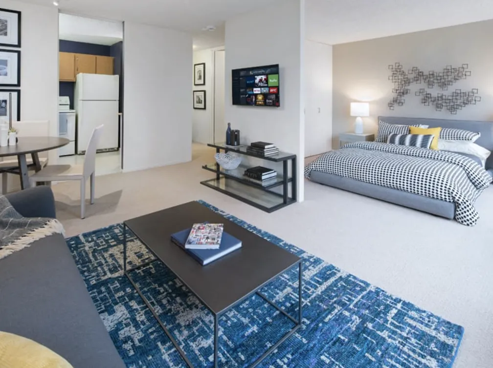 233 E Wacker Dr   60601 60601-unit#1706-Chicago-IL