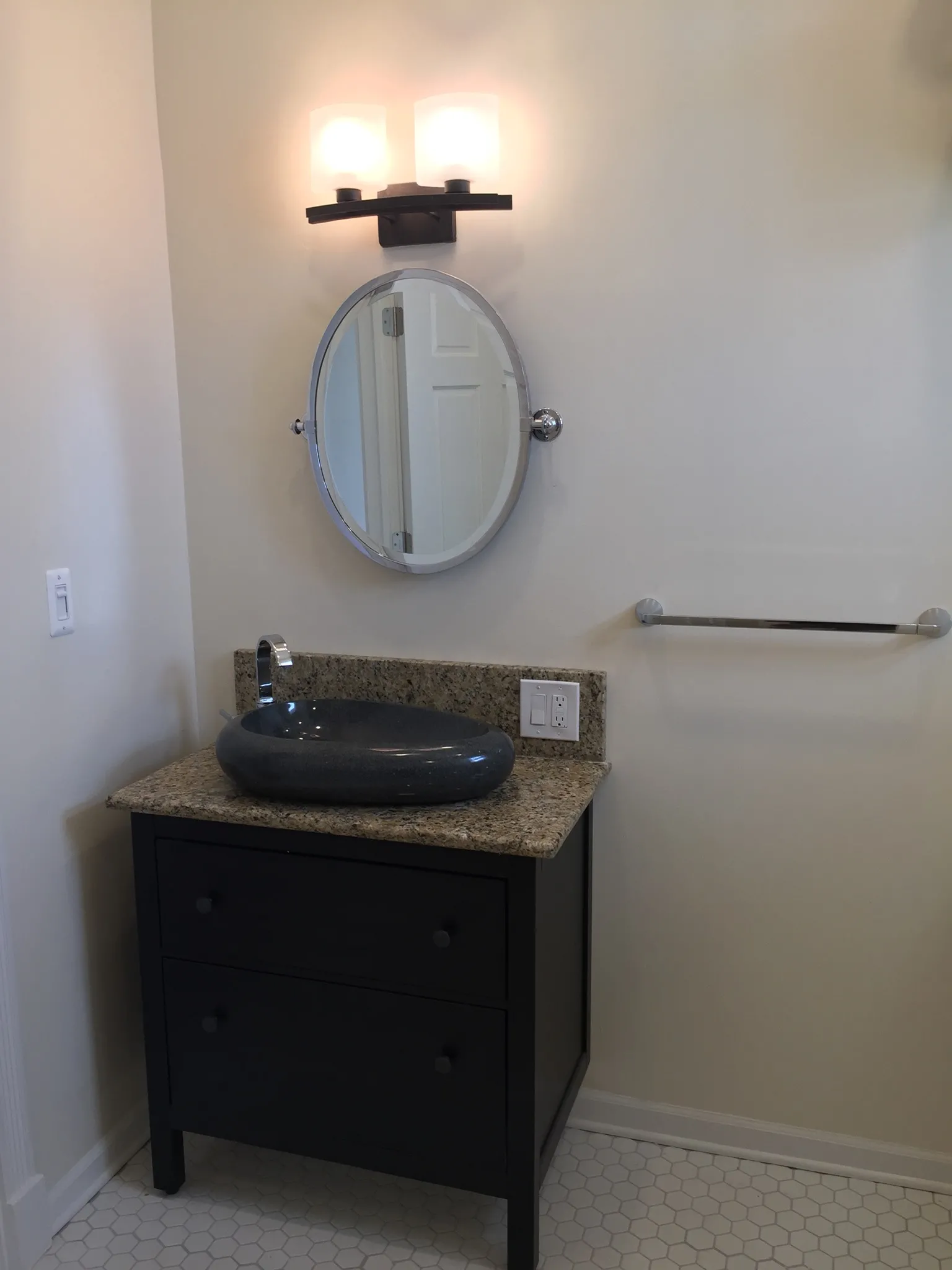 3033 W Belmont Ave 60618 60618-unit#2-Chicago-IL