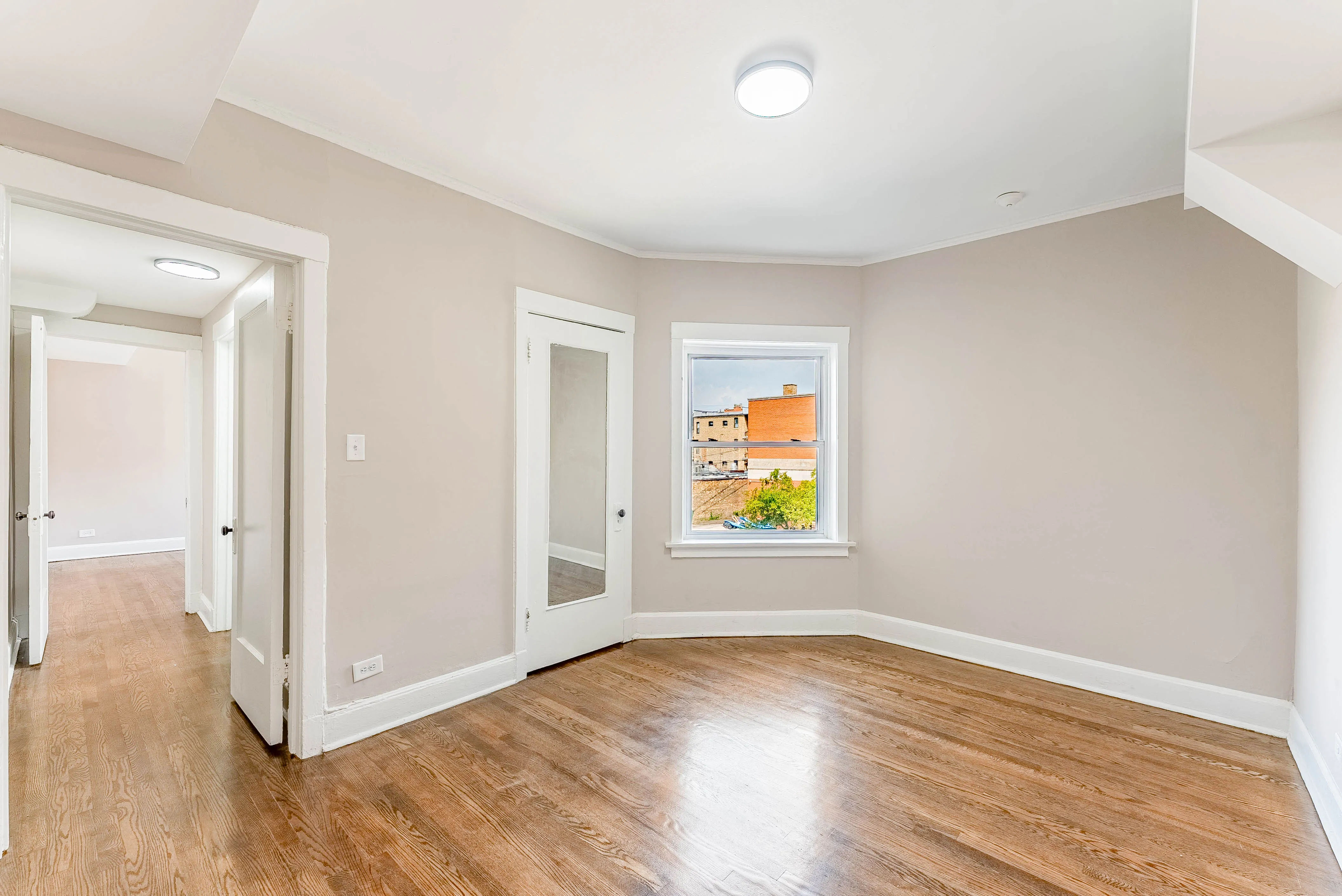 7630 N Marshfield Ave   60626 60626-unit#2-Chicago-IL