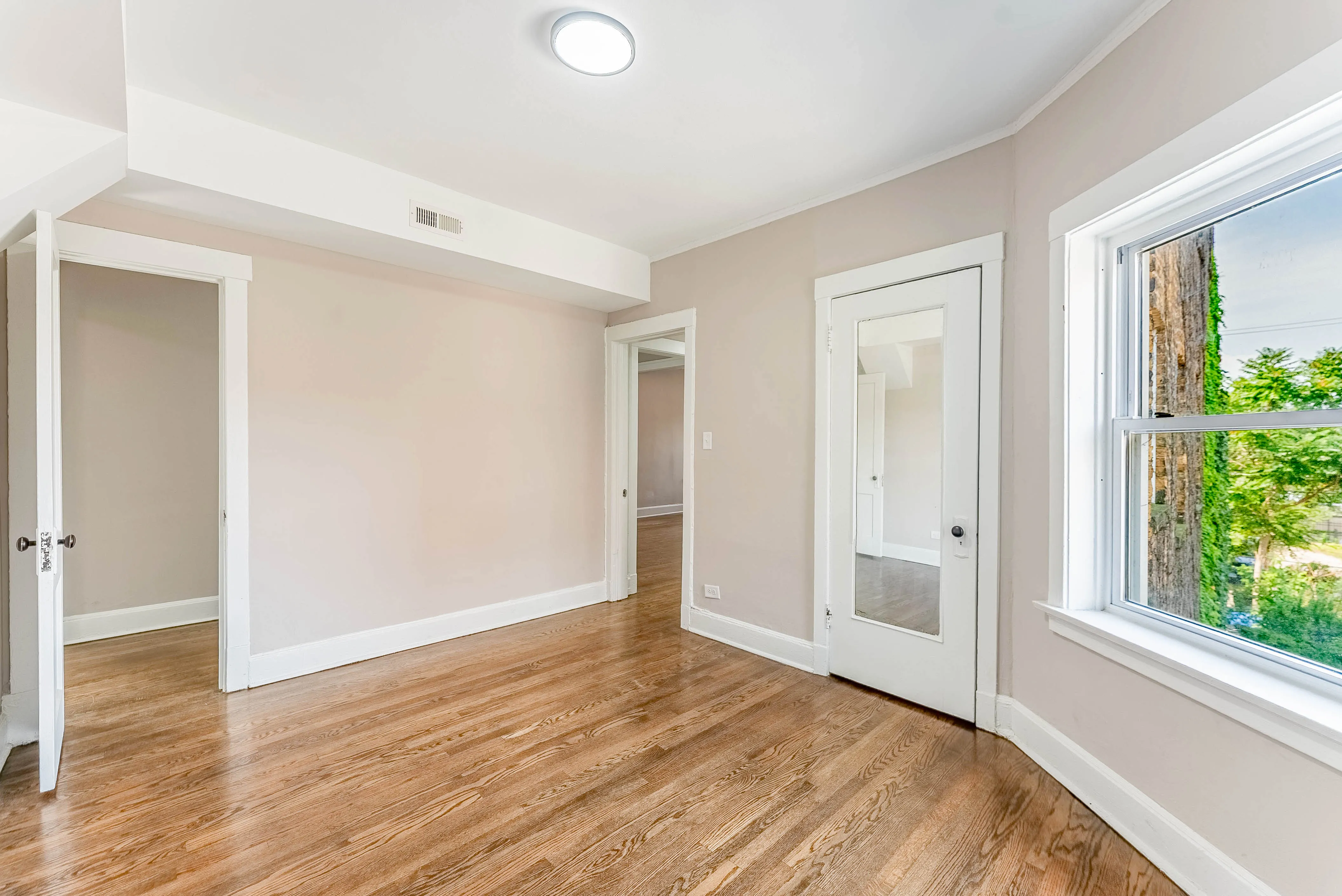 7630 N Marshfield Ave   60626 60626-unit#2-Chicago-IL