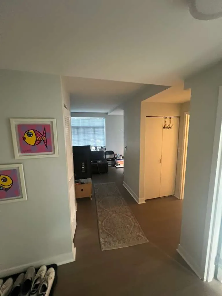2755 N Hoyne Ave   60647 60647-Lathroop-unit#102-Chicago-IL