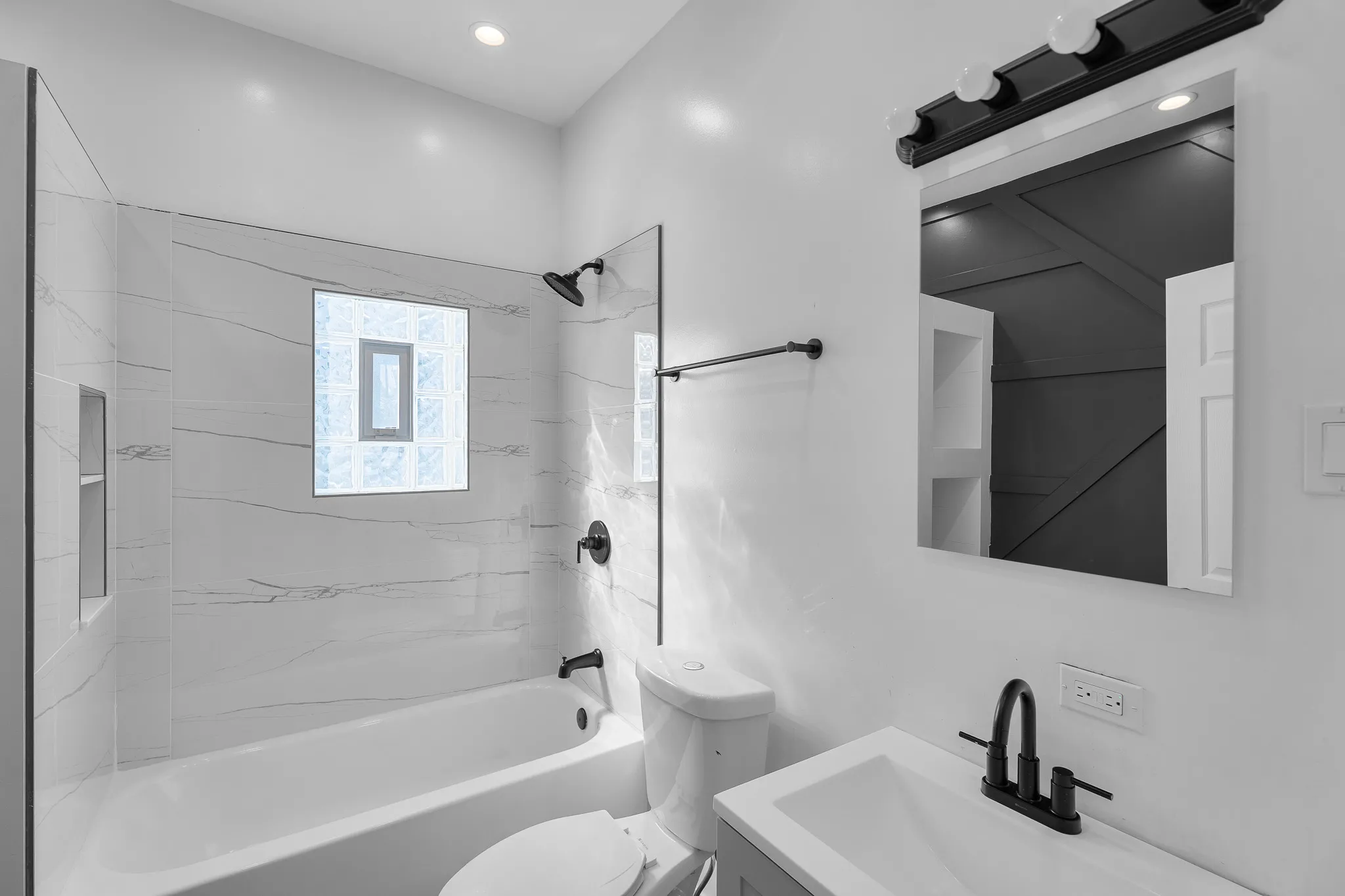 1406 N Kildare Ave 60651 60651-unit#2-Chicago-IL